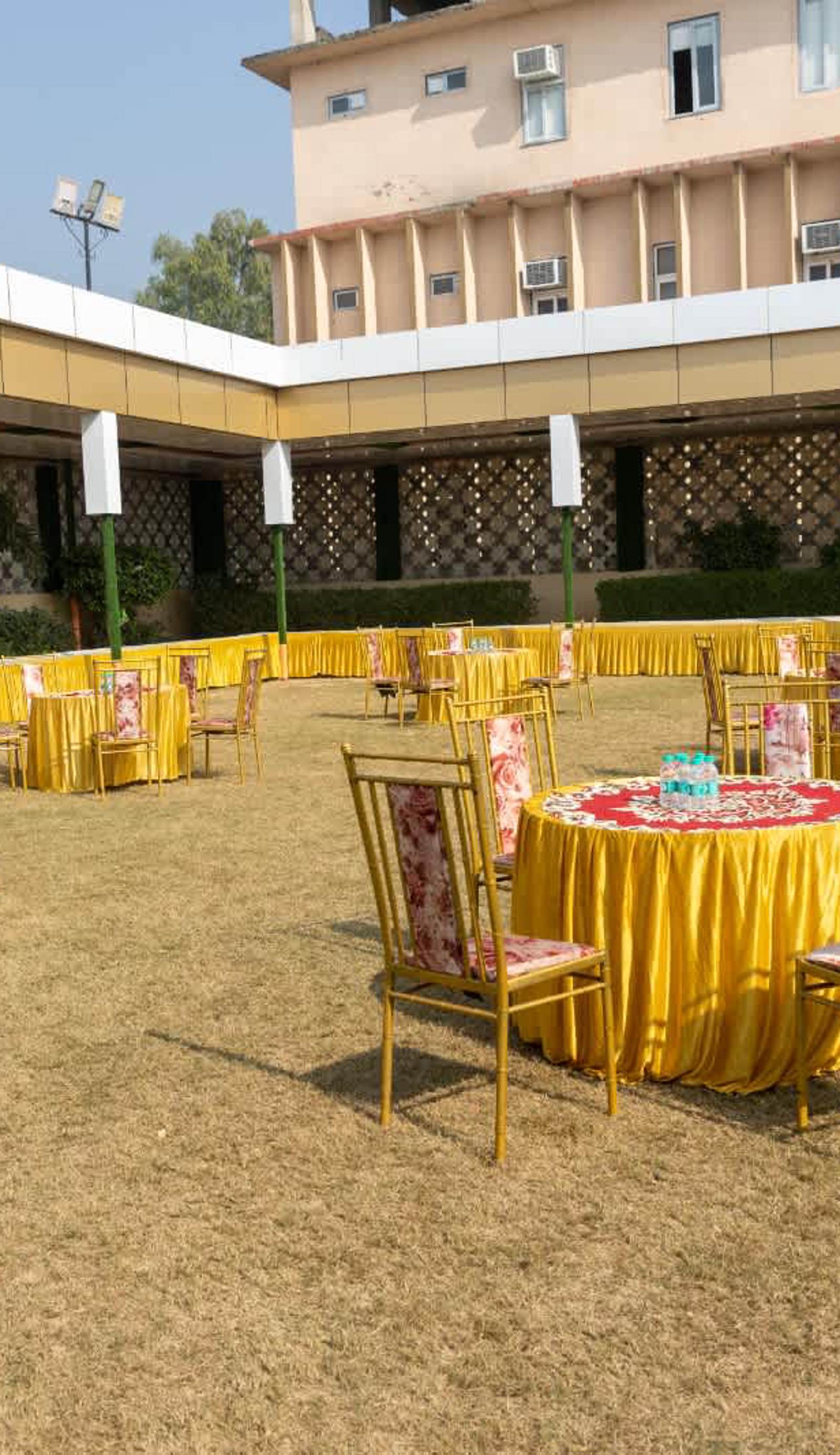 Royal Mansion Lawns & Resort