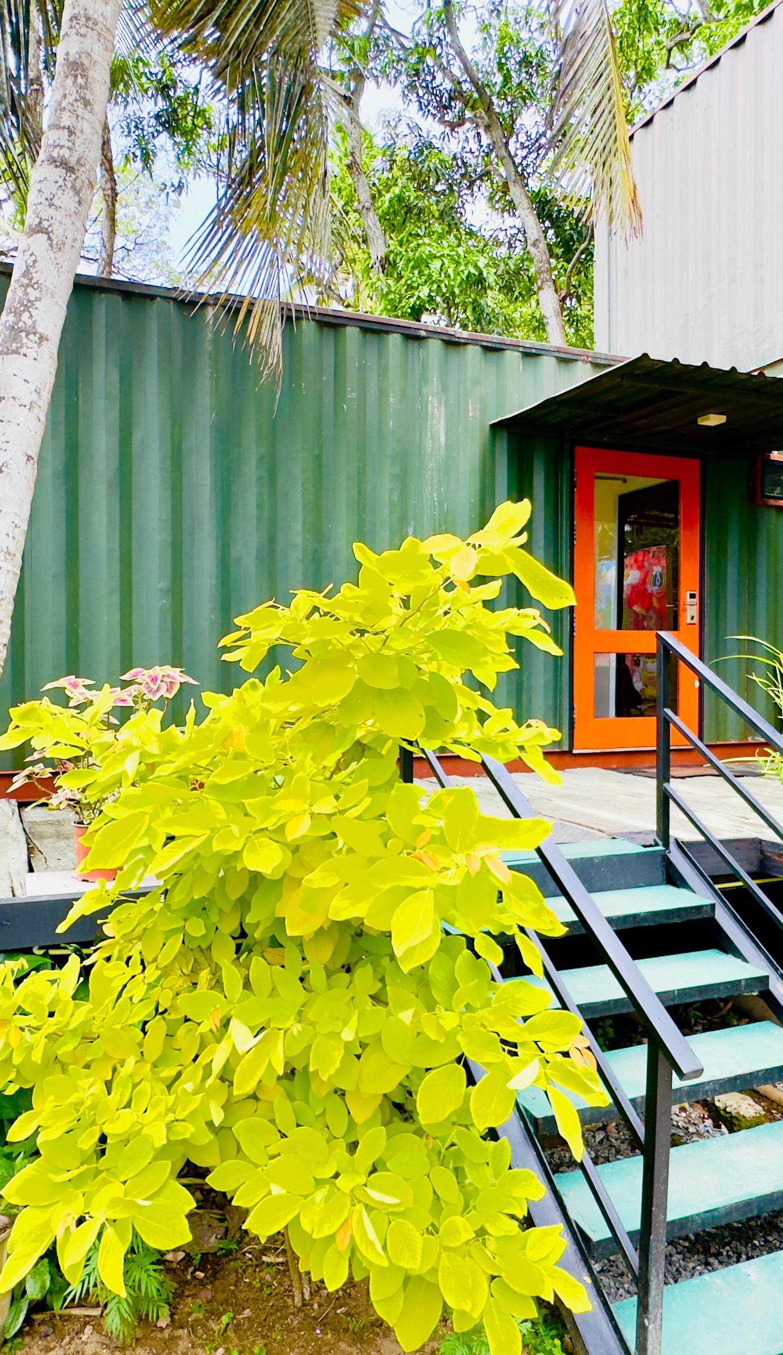 Travelers Haven Hostel Katunayake