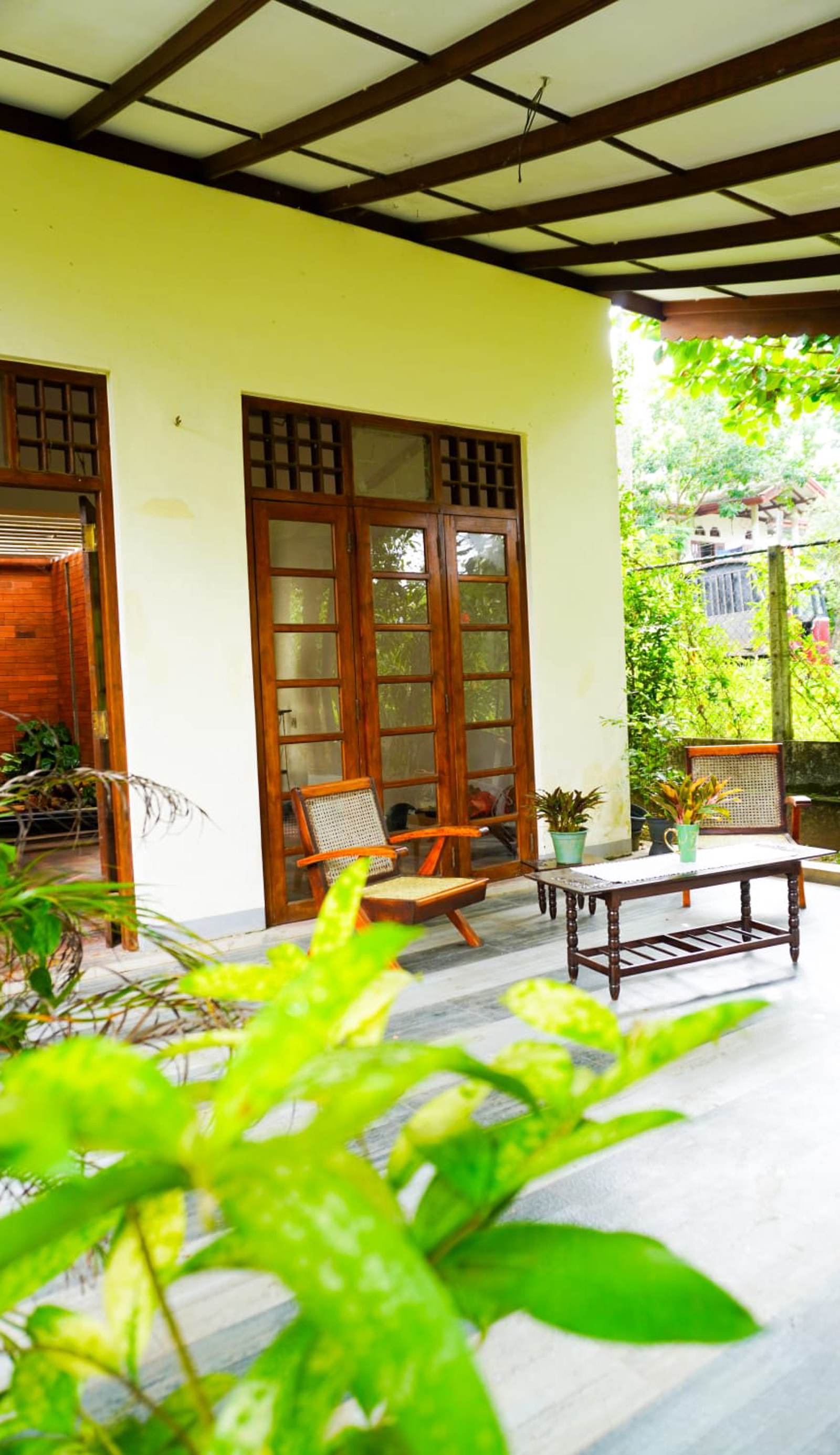 Olive Green Villa for Airport Transit