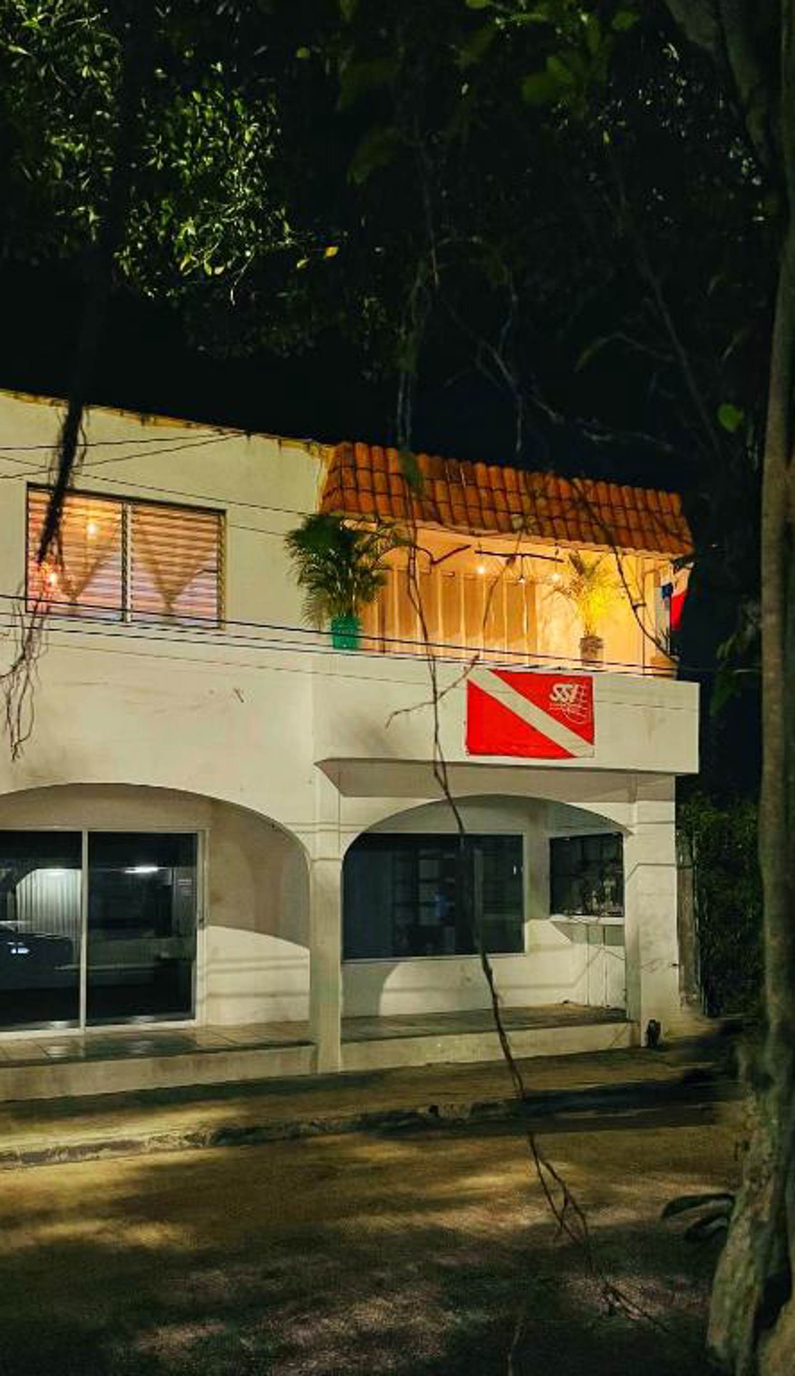 Mi Refugio Dive House