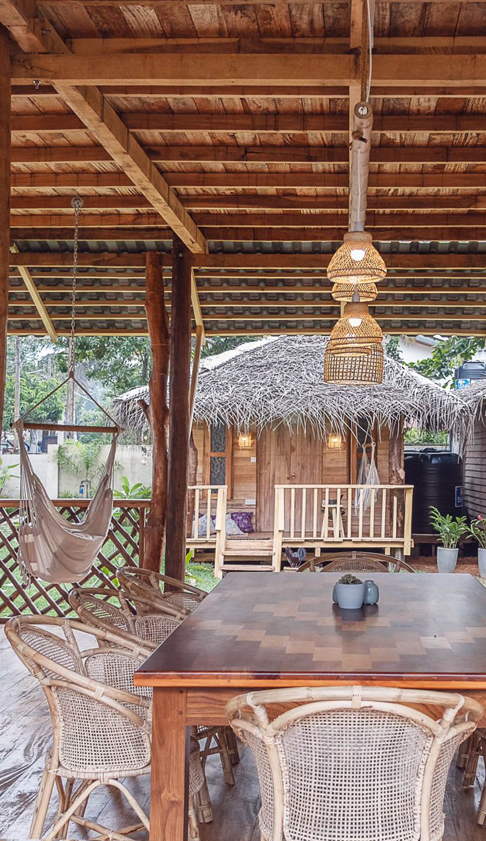 Hippy Surf Camp - Surf Cabana