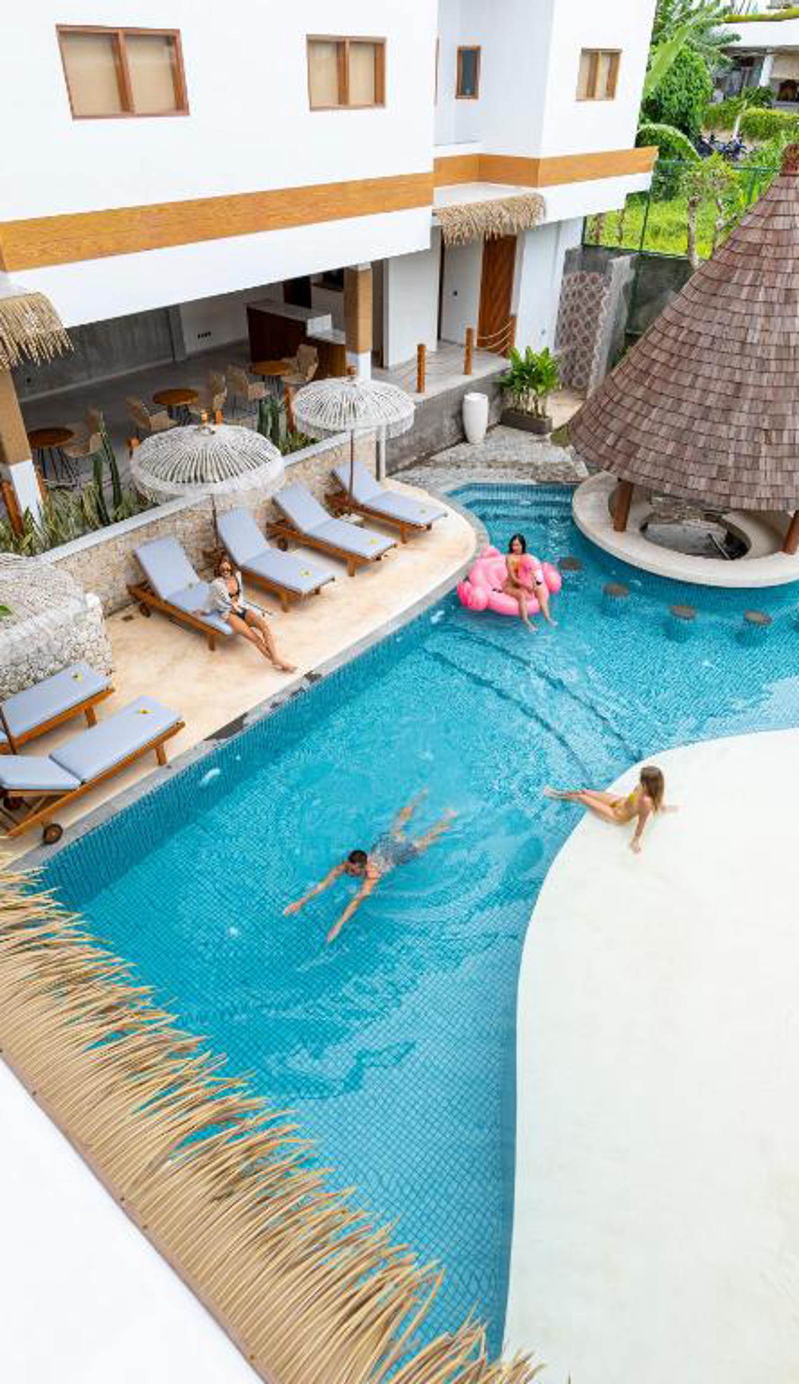 Roomates Beach Hostel Canggu by Ini Vie Hospitality