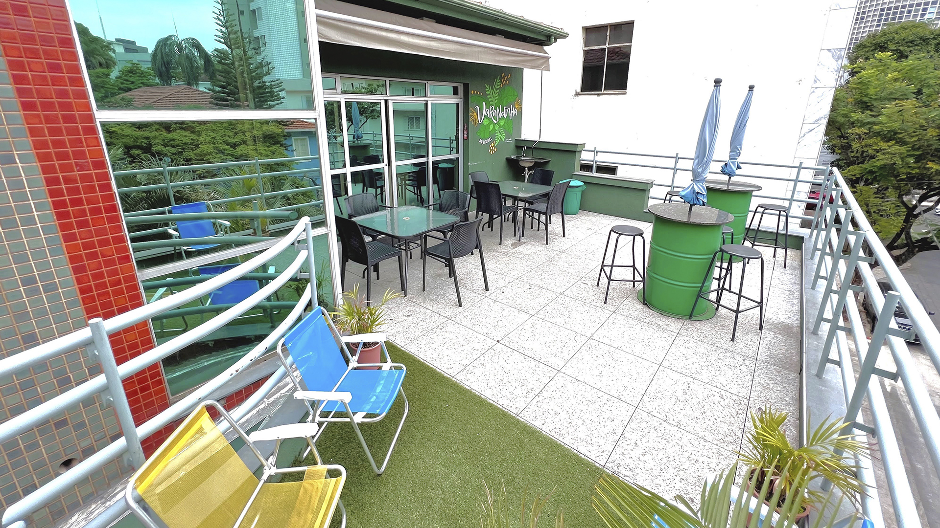 Br Hostel