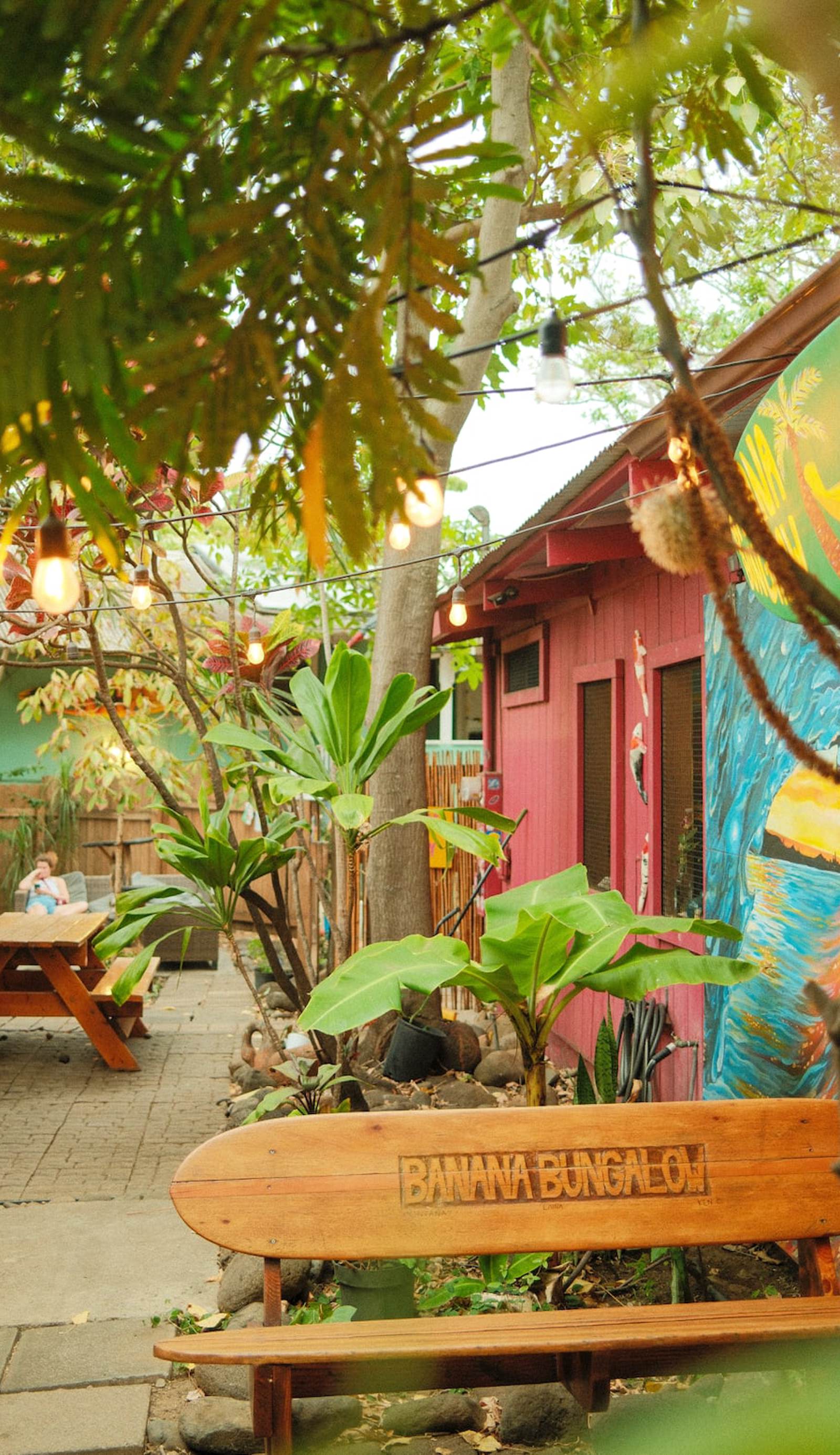 Banana Bungalow Maui Hostel