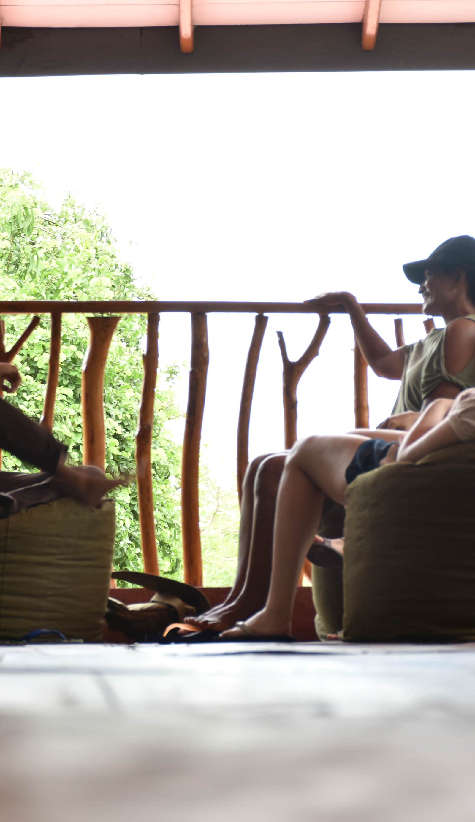 Funky Leopard Safari Lodge Bordering Yala National
