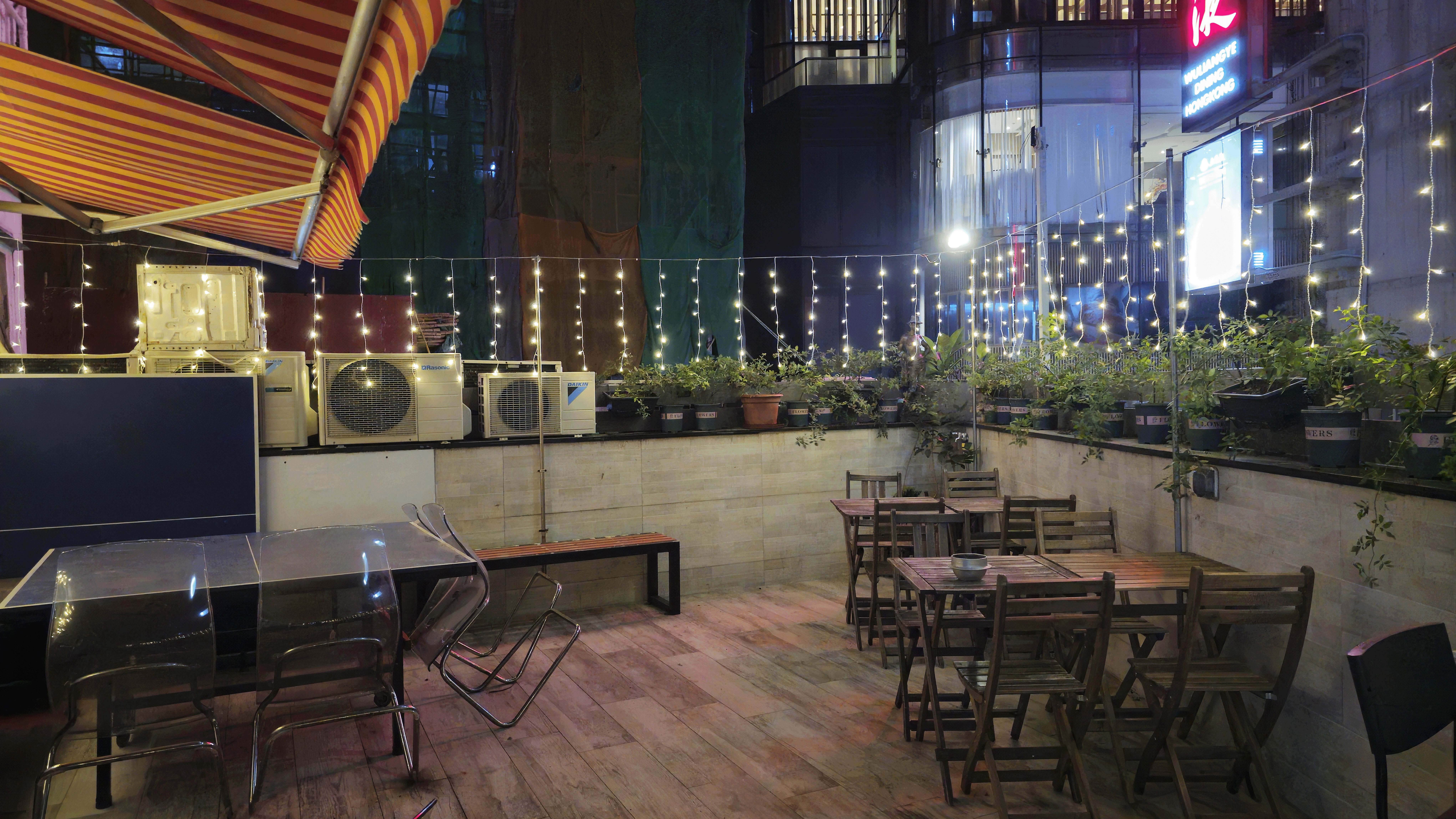 Sleep Cubee Hostel