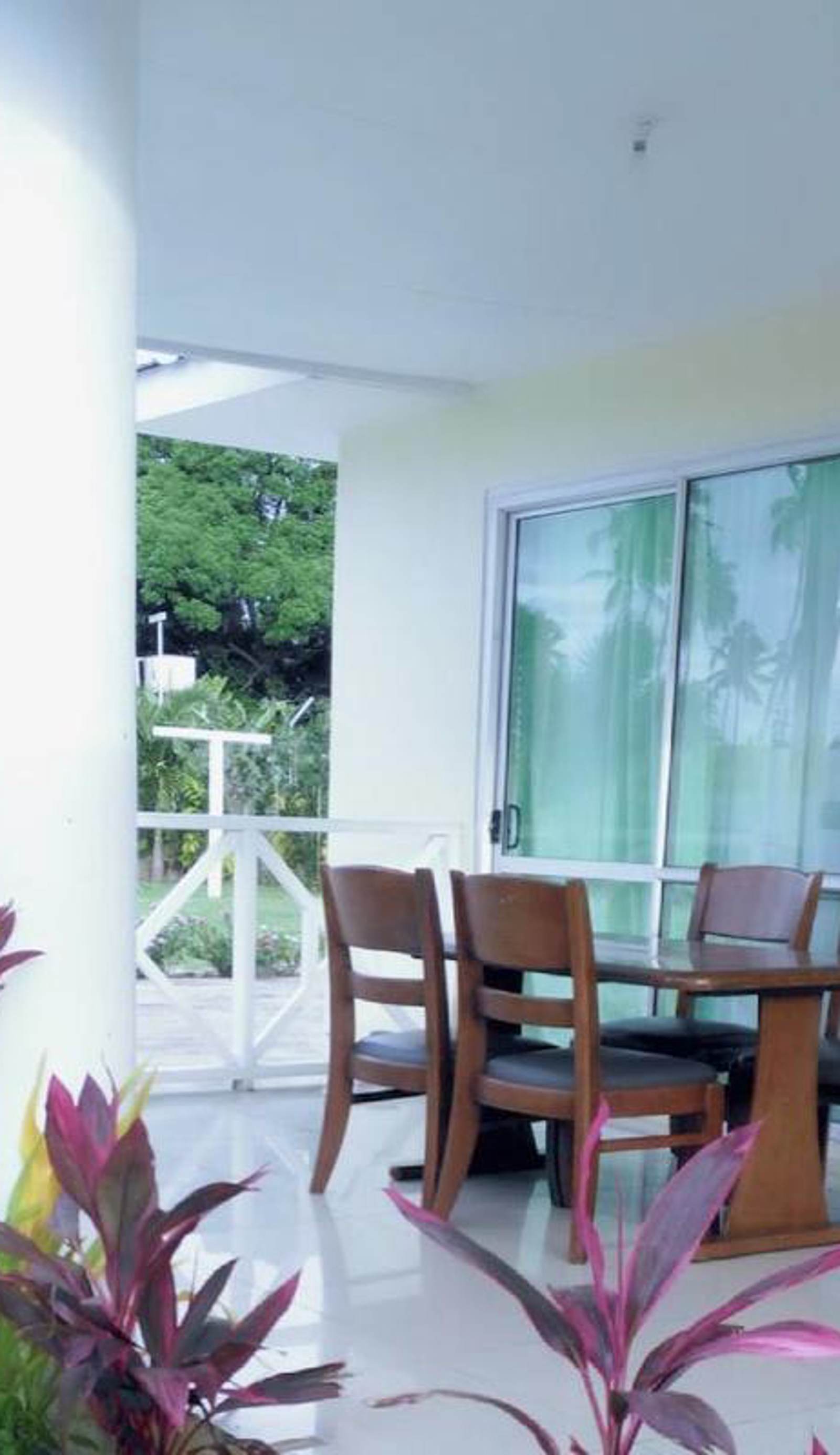 Toni's Guest House