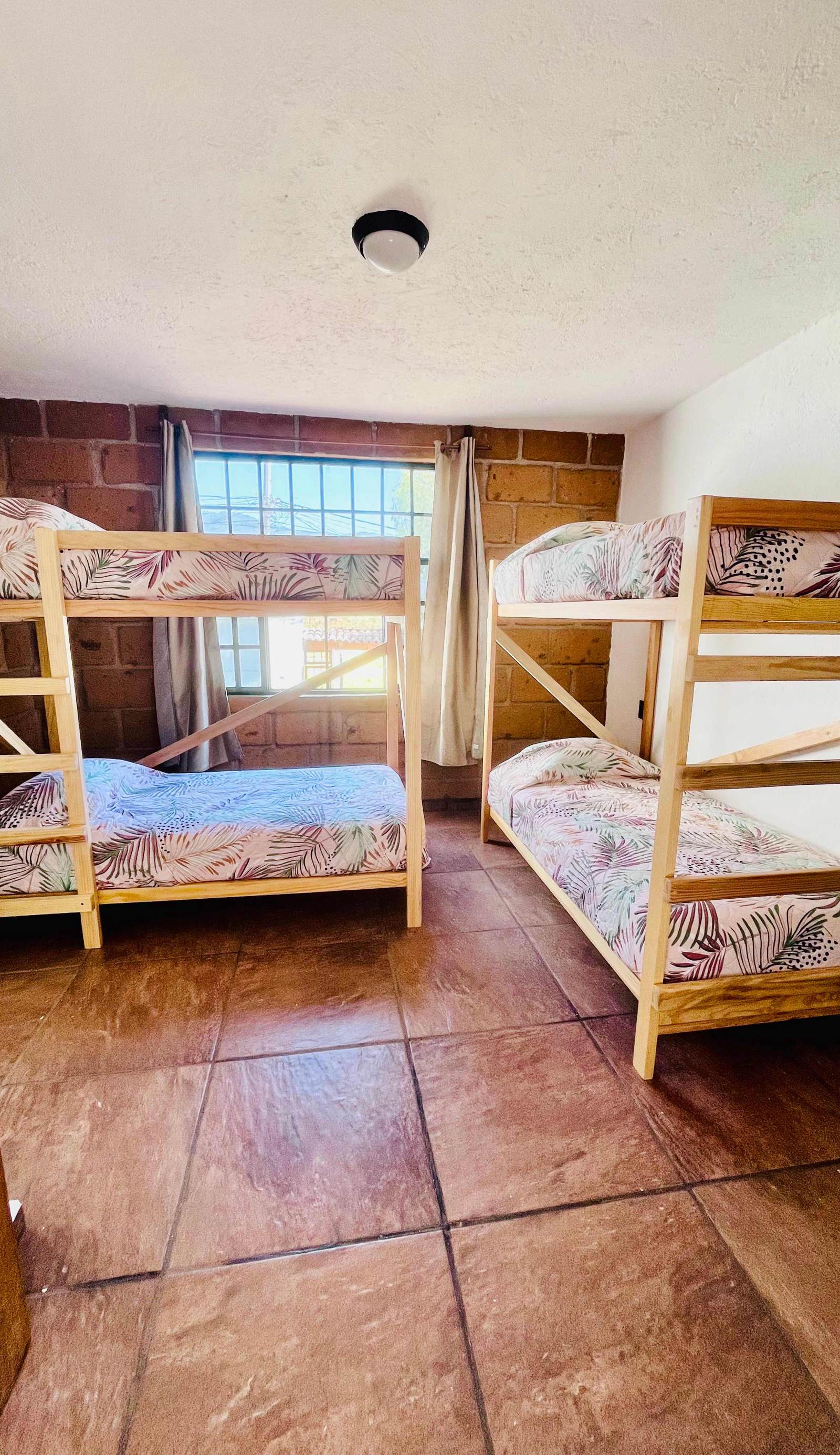 Mali-bu Hostal