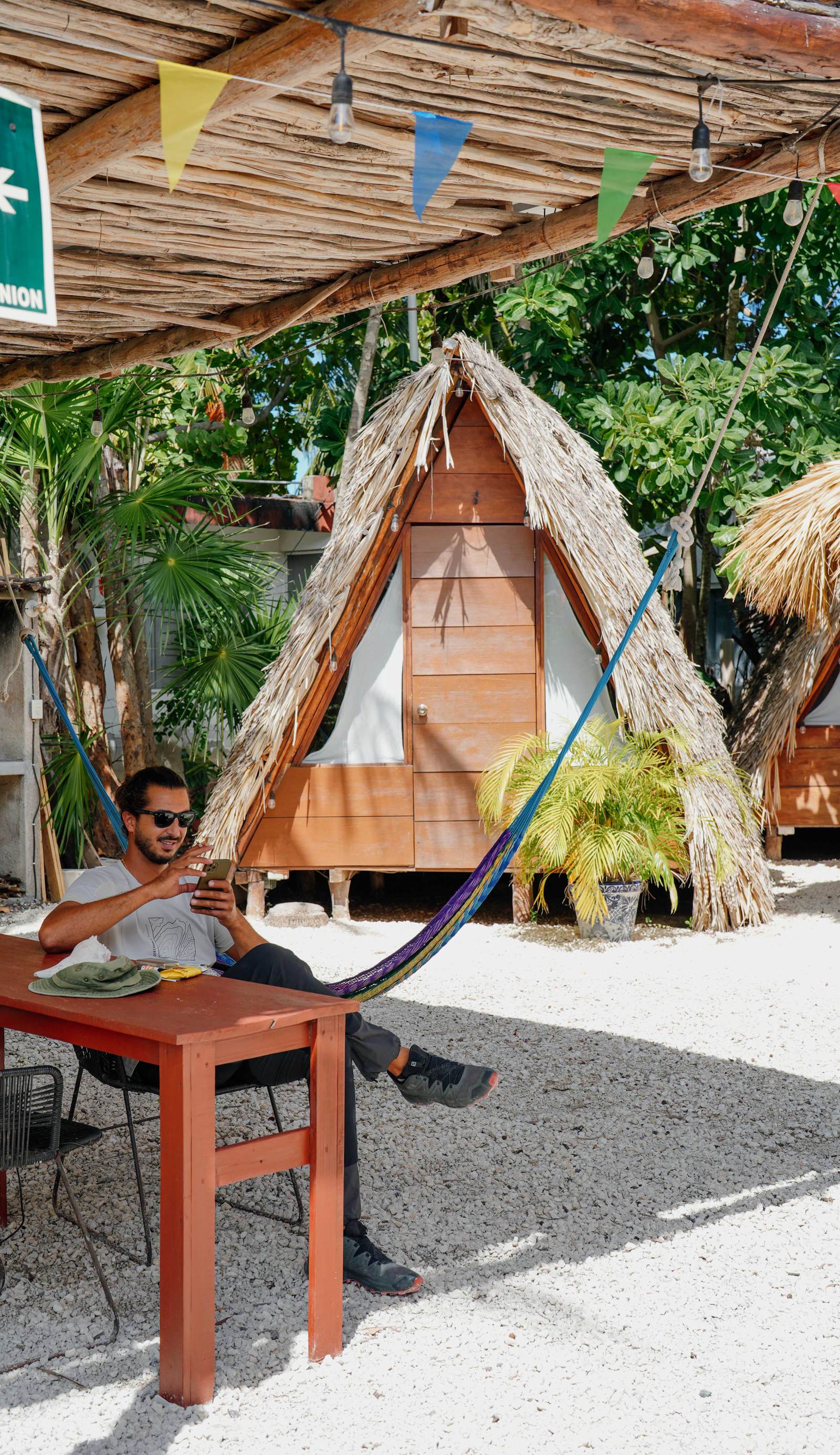 Mapache Hostel