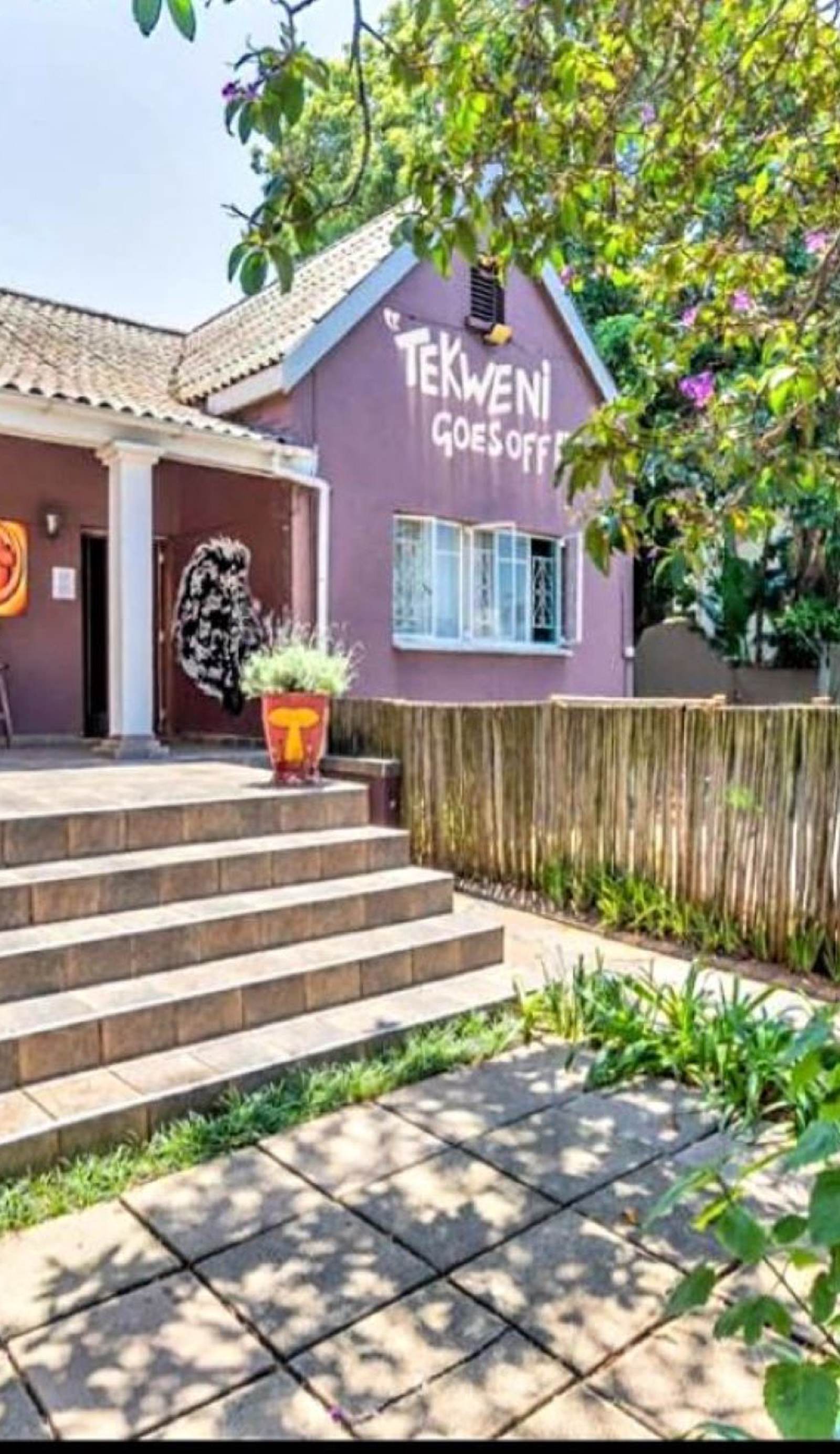 Tekweni Backpackers Hostel