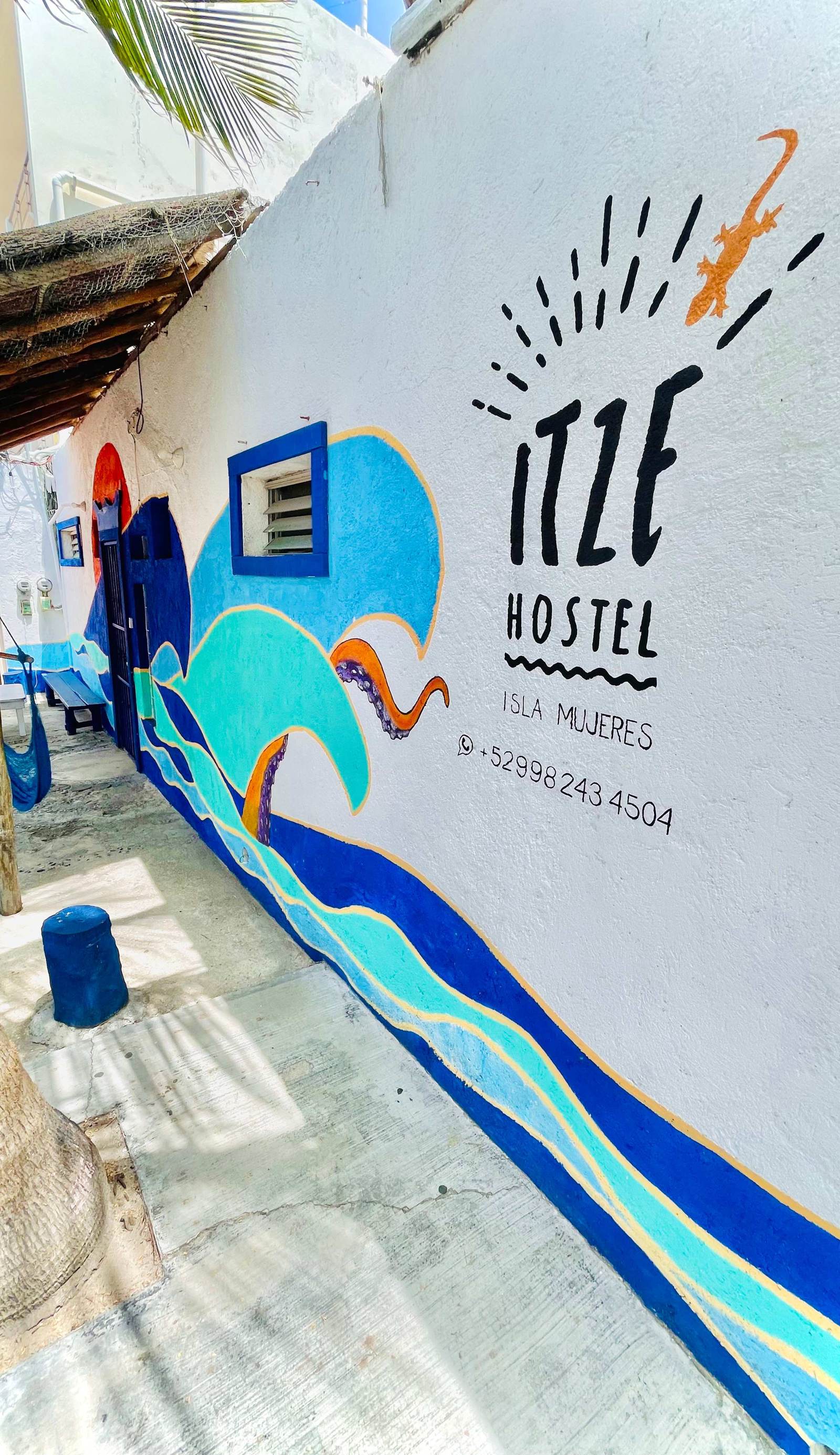 Itzé Hostel