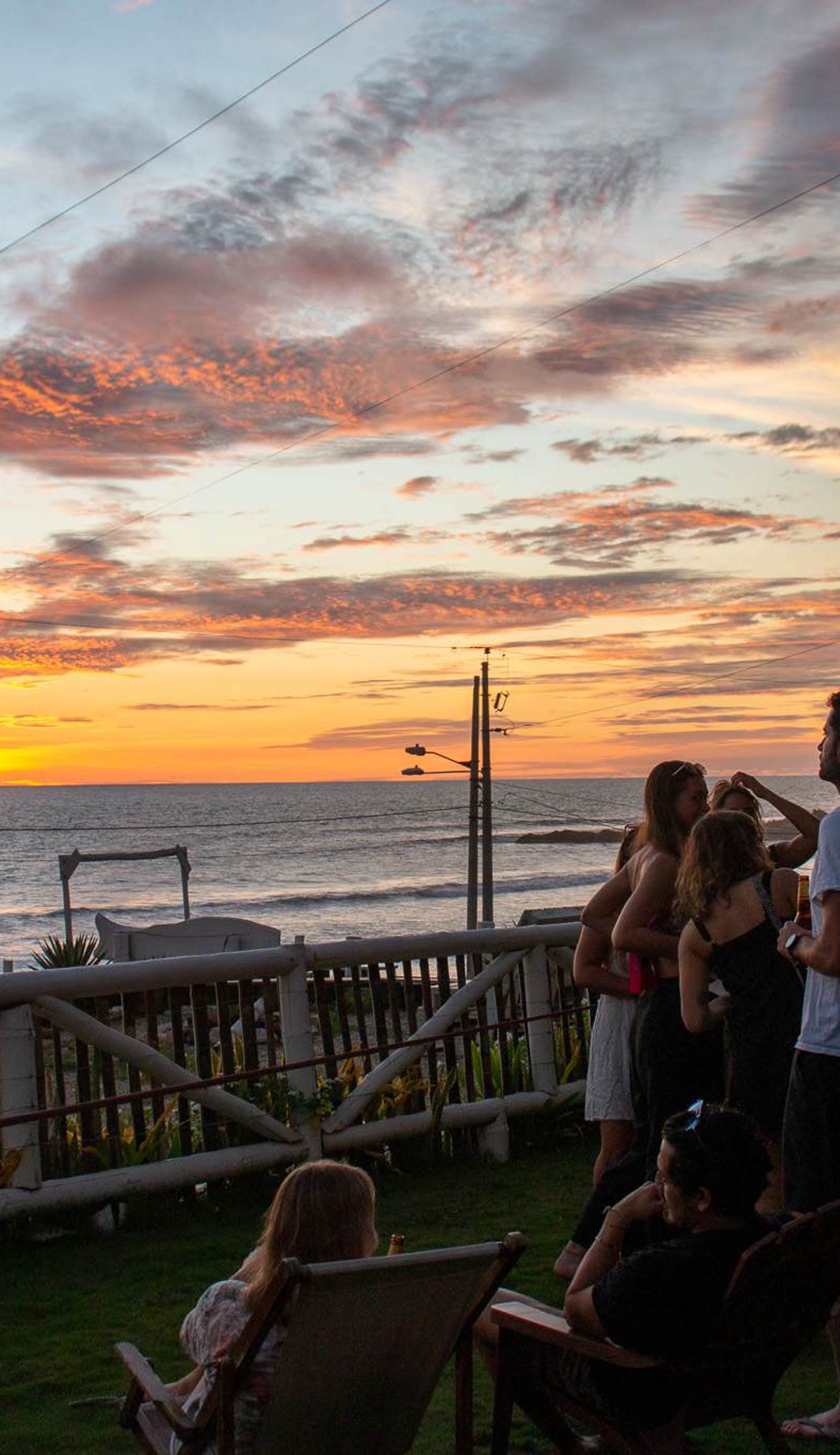 Free Spirit Hostel - Puerto Engabao – Breakfast & Dinner Included
