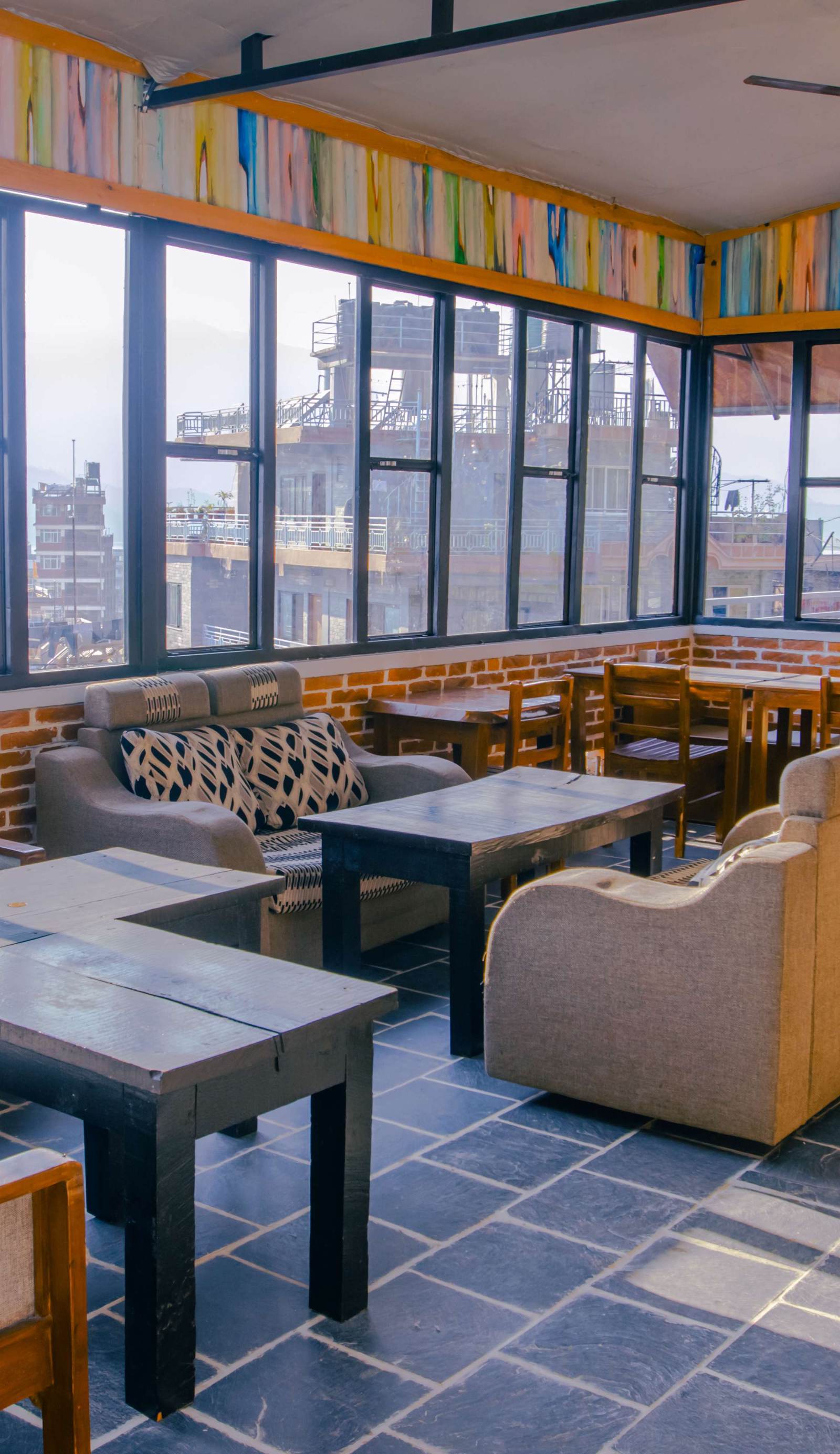 Roamers Inn - Hostel