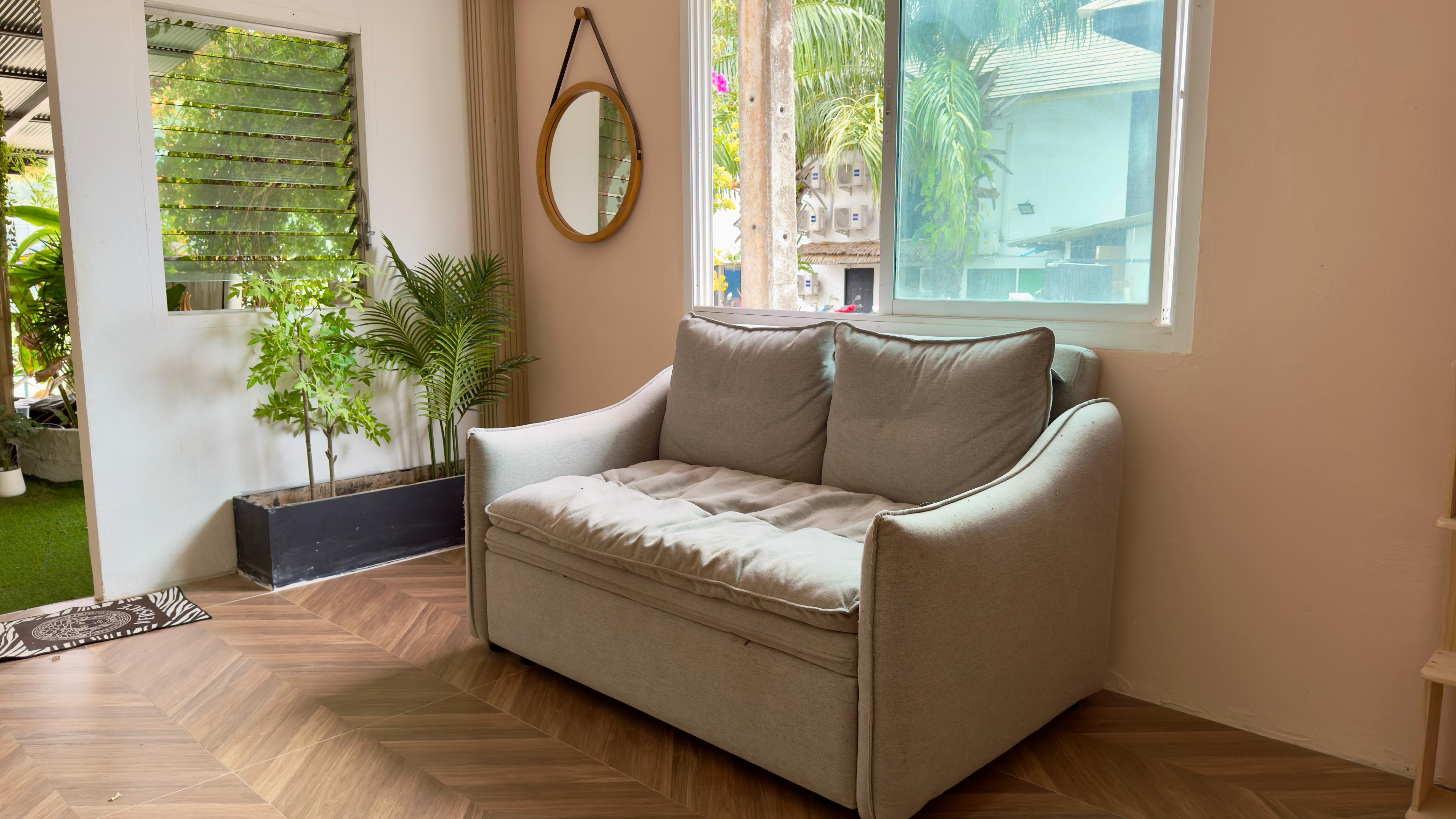 Arena Boutique Hotel (Female Only)