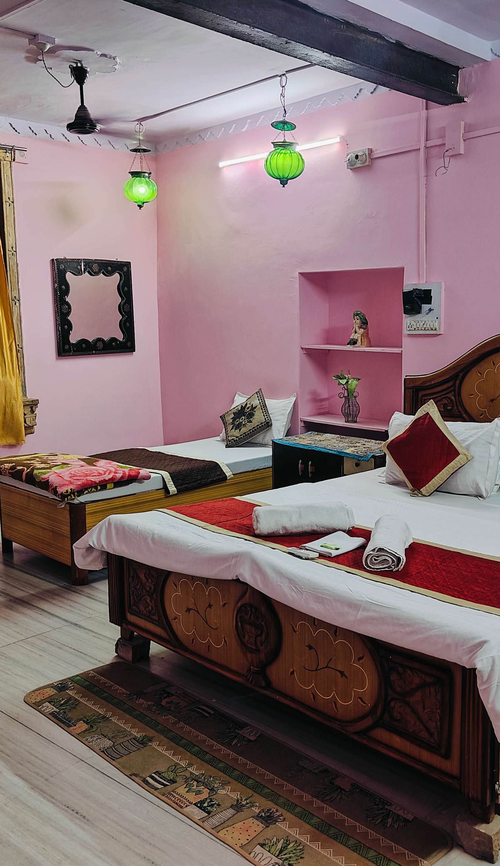Nomadic Backpackers Hostel