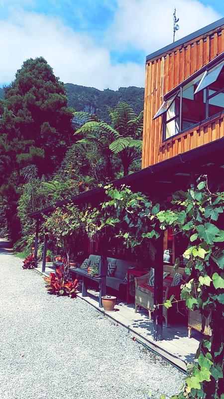 Te Nikau Retreat