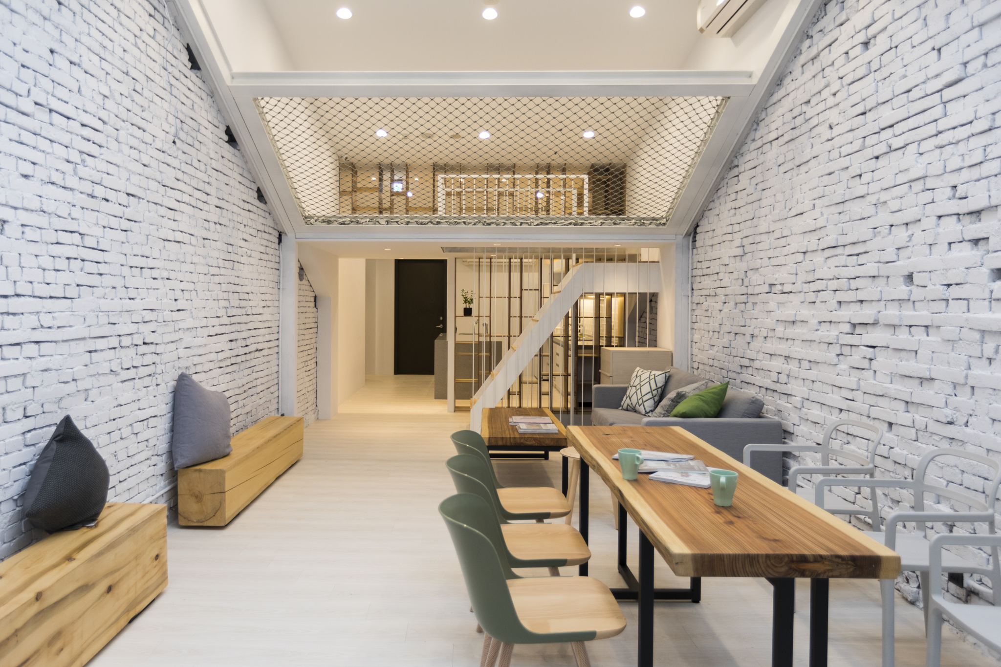 Meander 1948 Hostel - Taipei Main Station