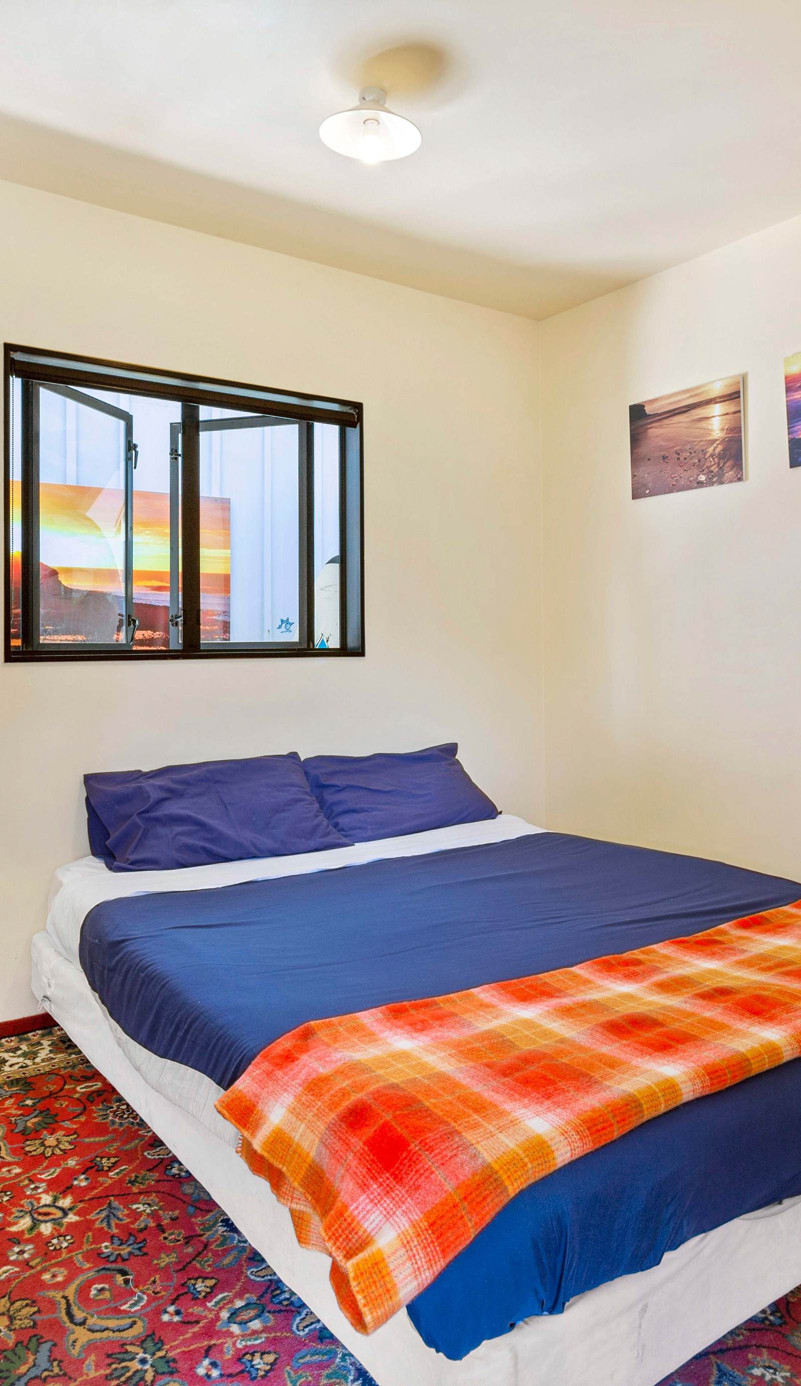 Raglan Backpackers and Waterfront Lodge