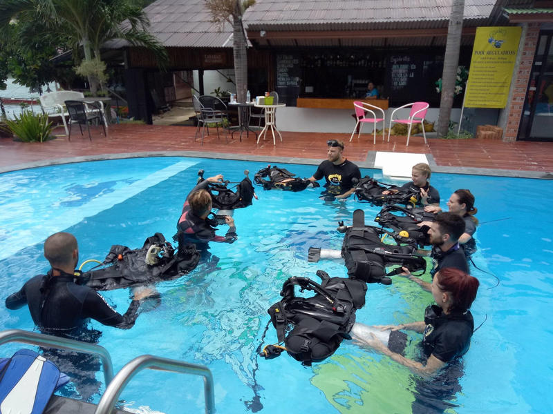 Carabao Diving Resort