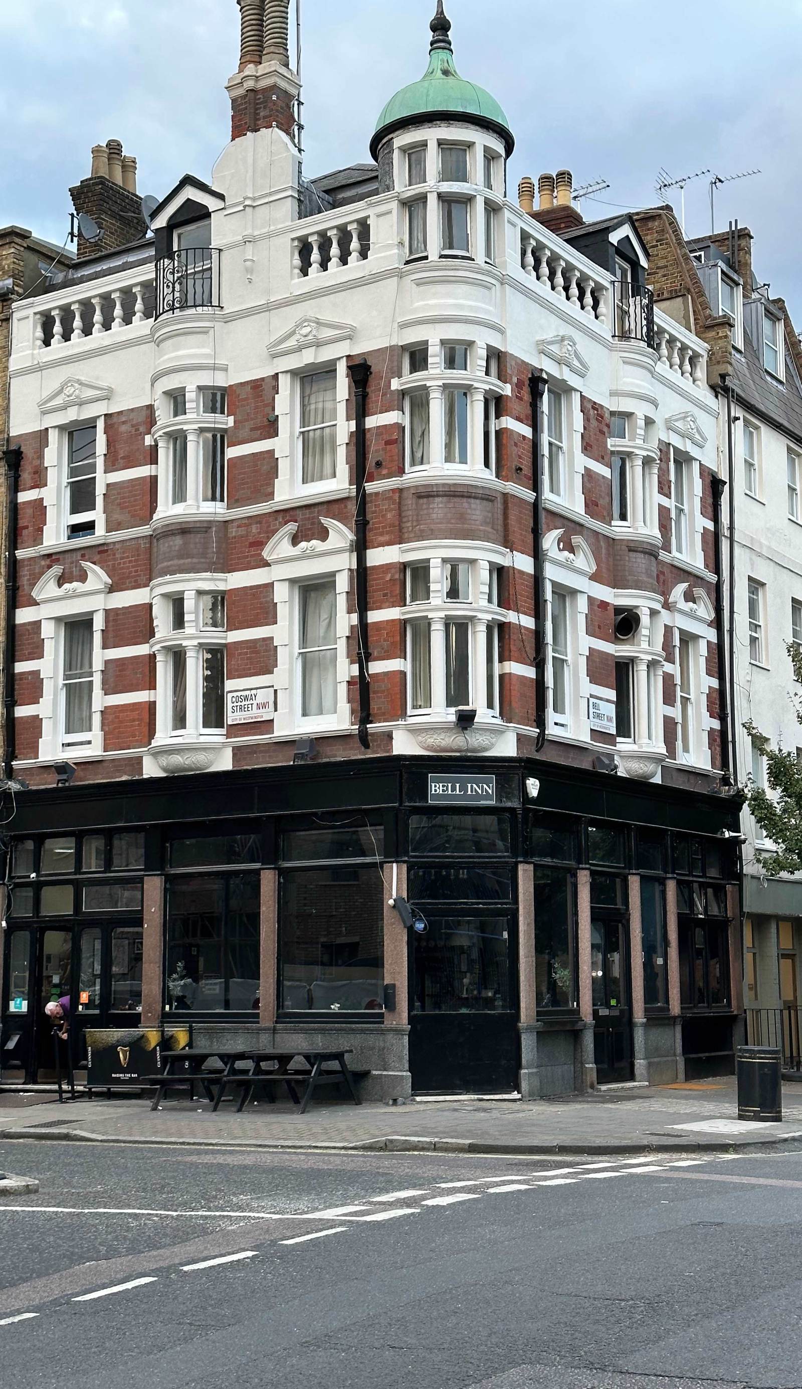 Bell House Hostel