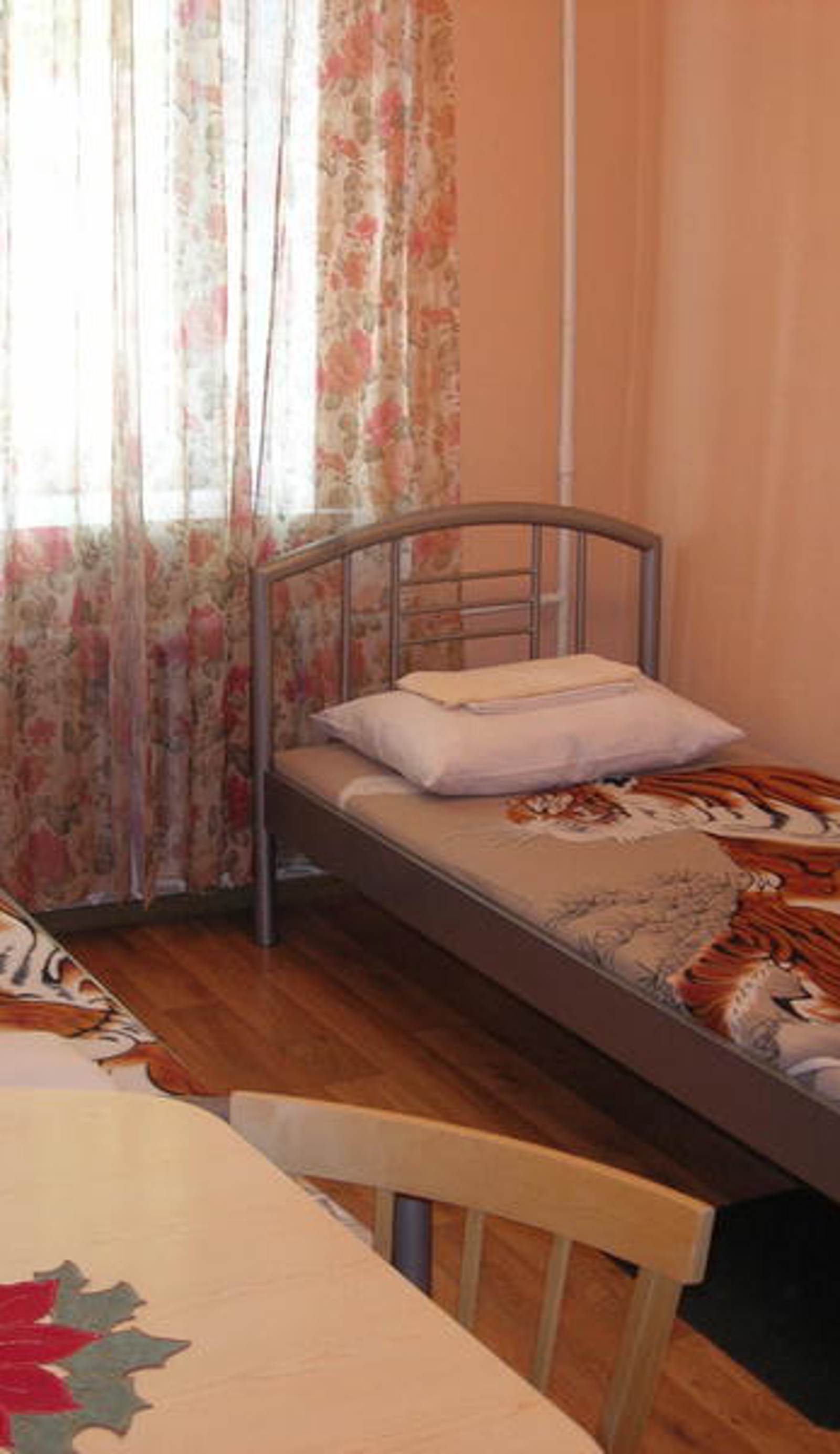 Elizabeth's Youth Hostel