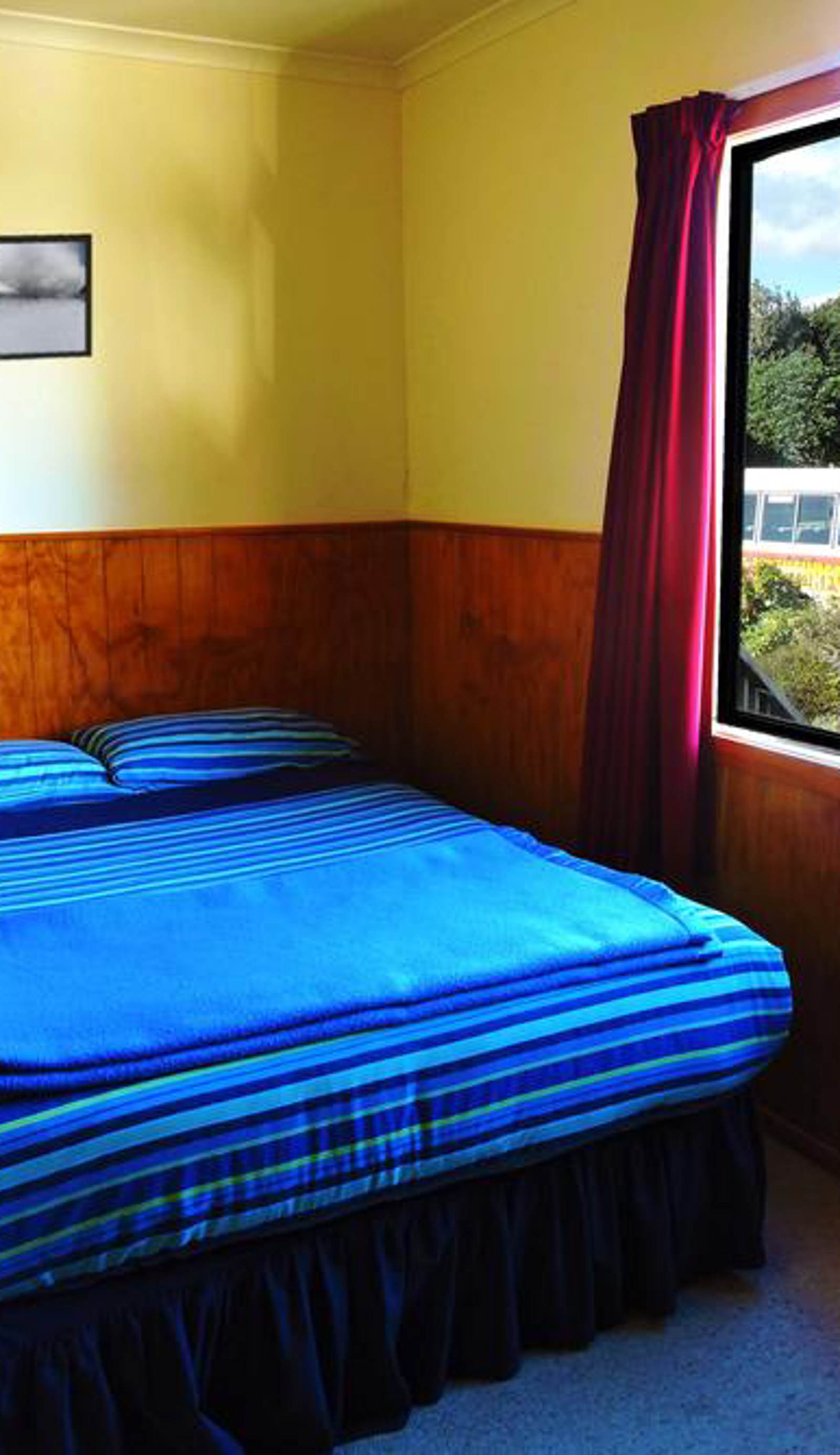 YHA National Park Backpackers & Climbing Wall