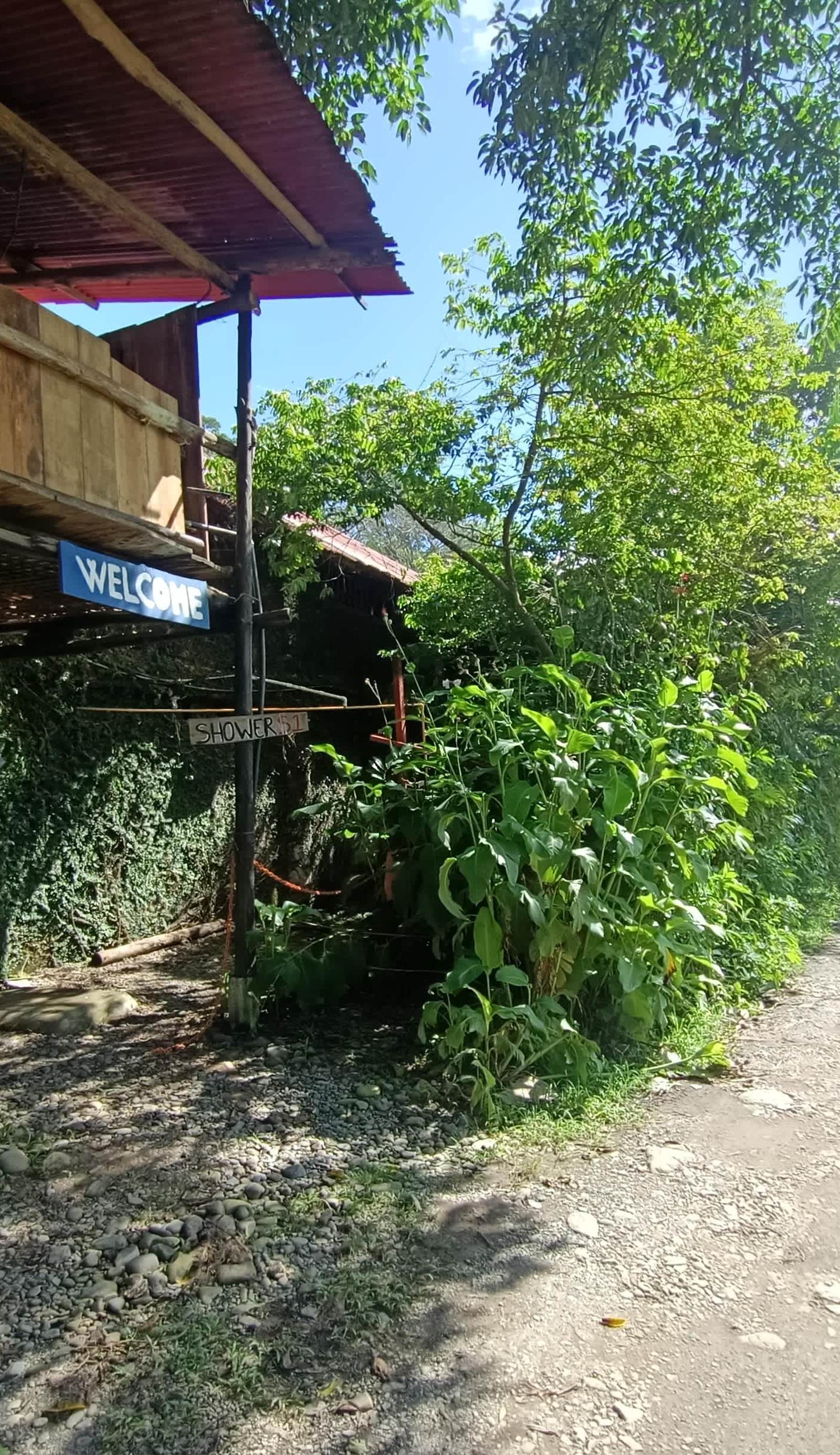 Piramys Hostel and Tours