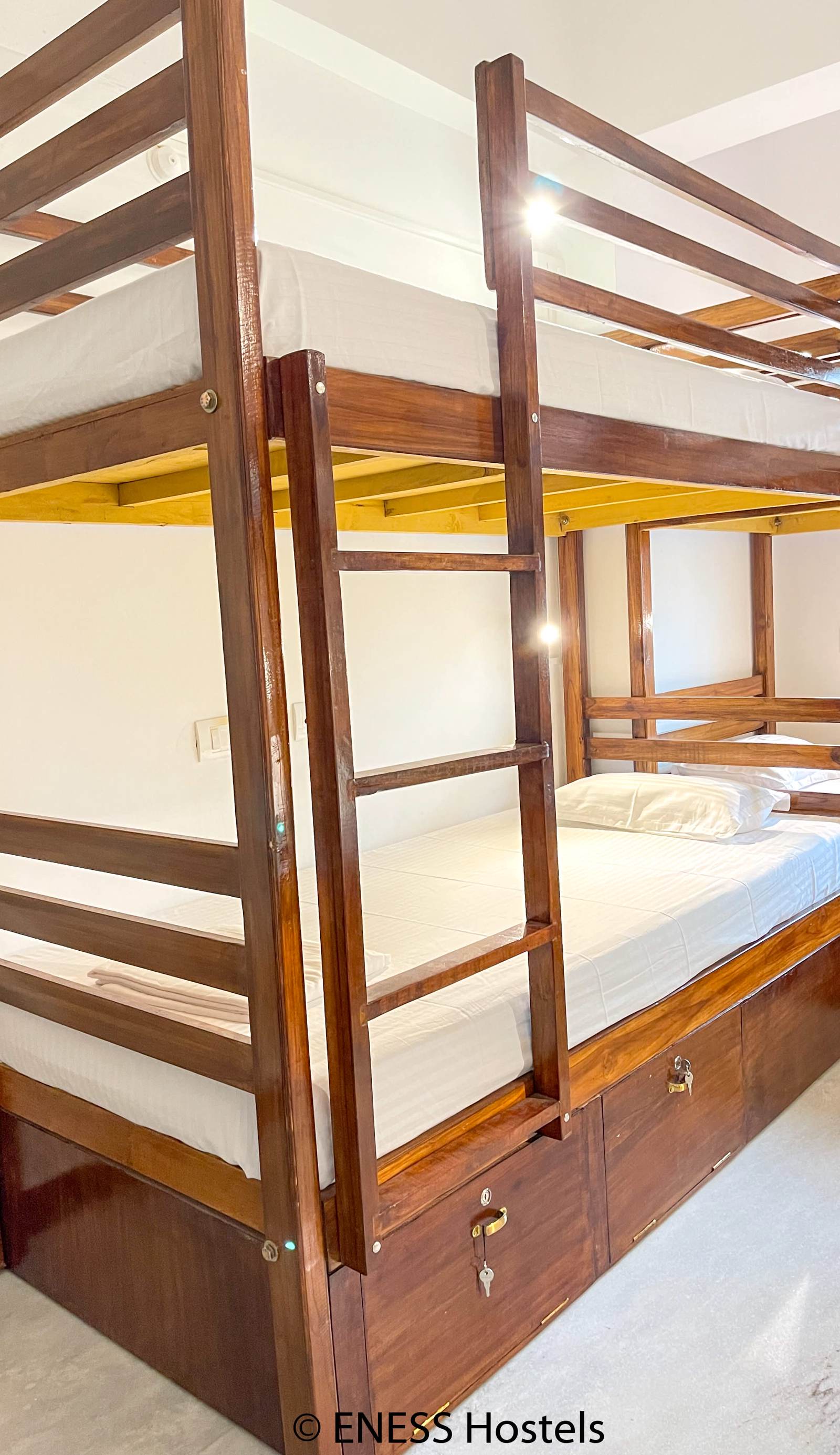 Eness Hostels Pondicherry