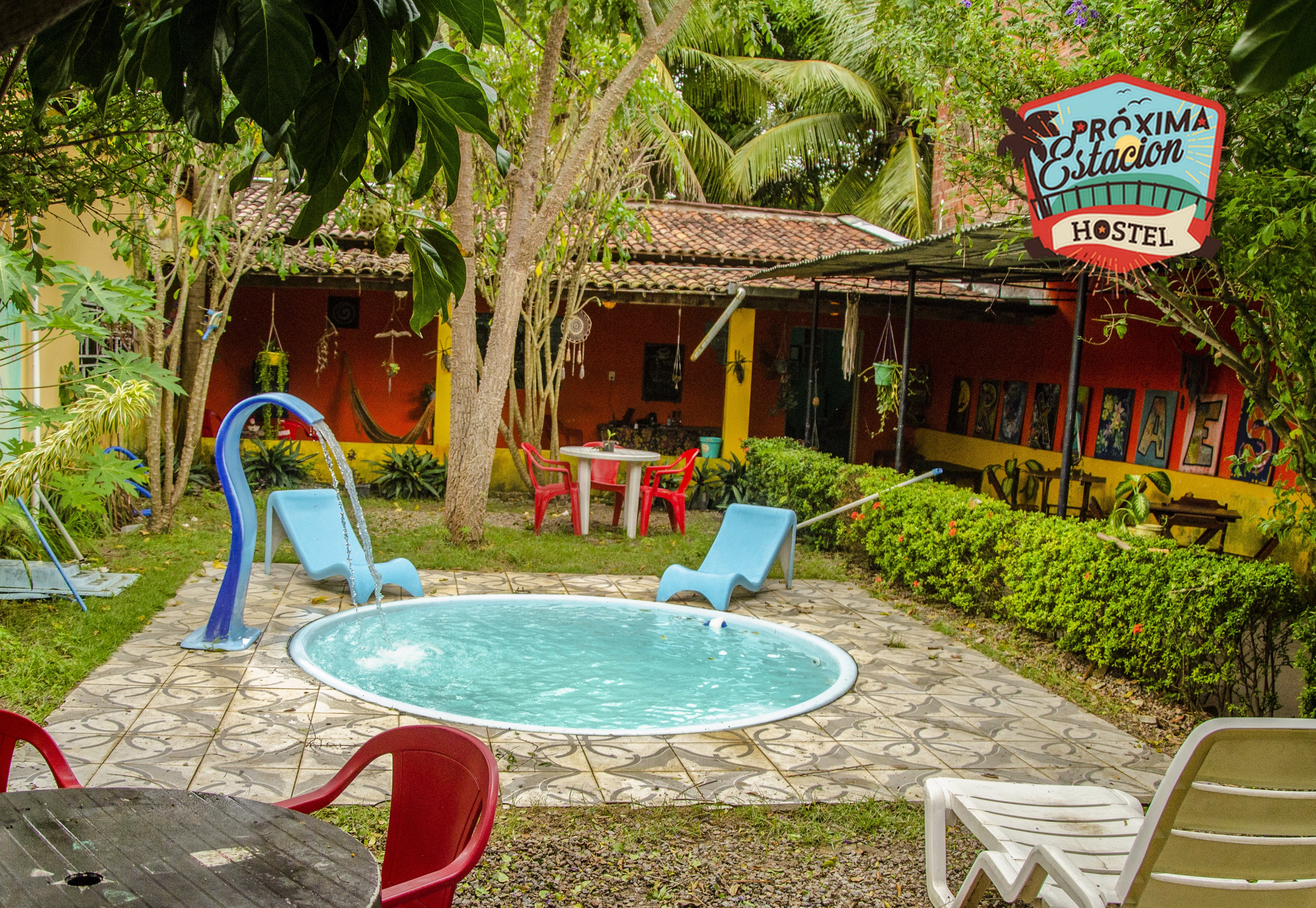 Proxima Estacion Hostel
