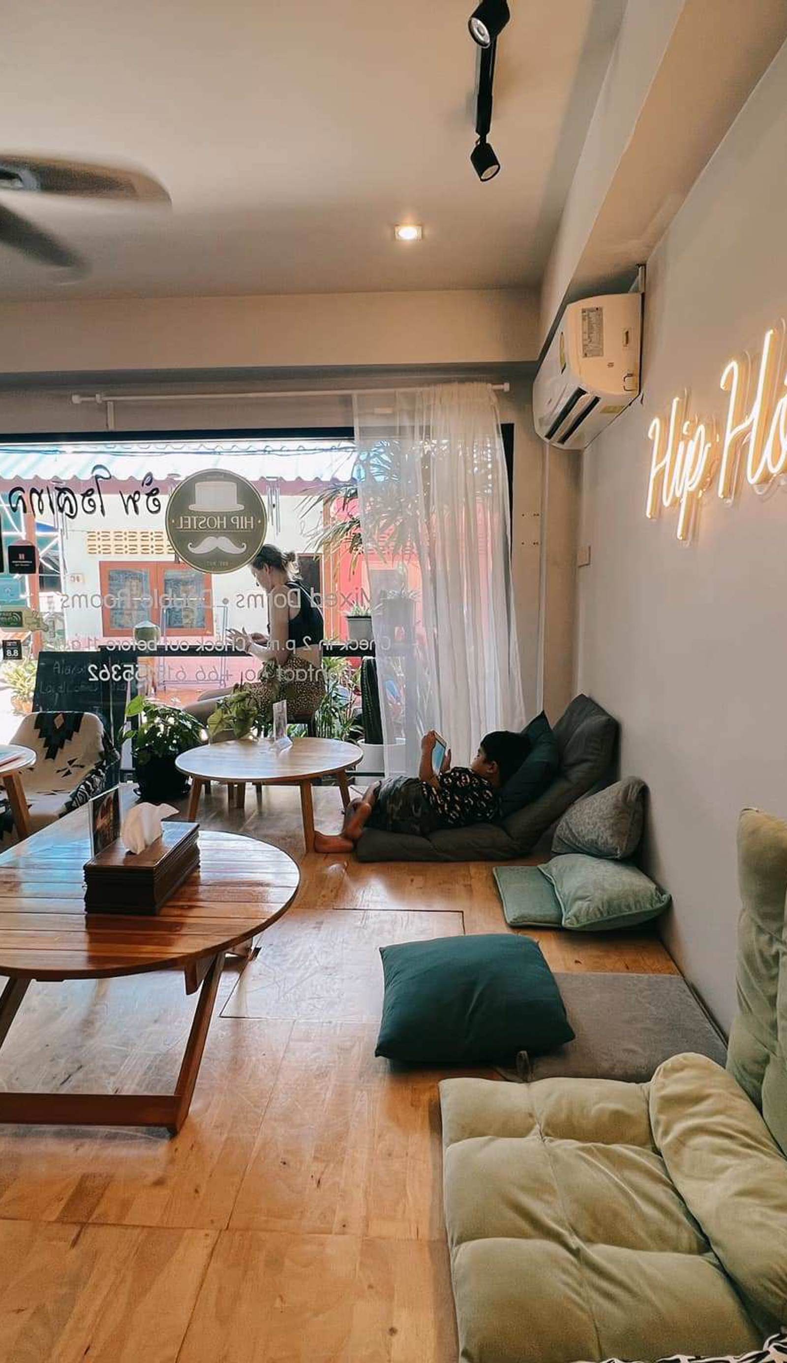 Hip Hostel