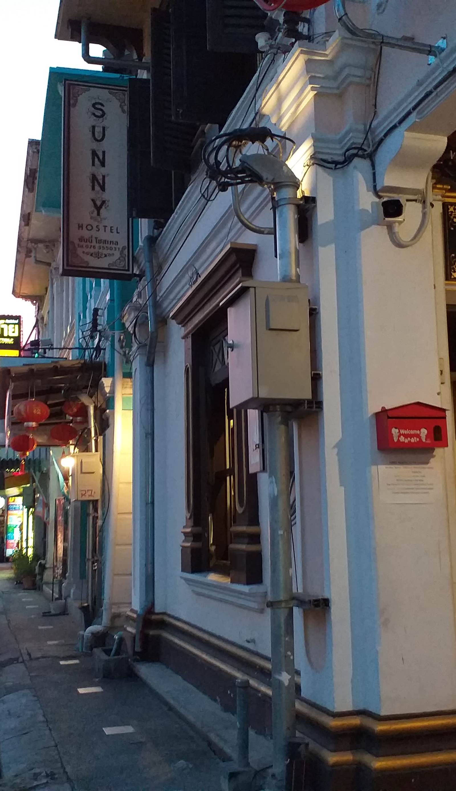 Phuket Sunny Hostel