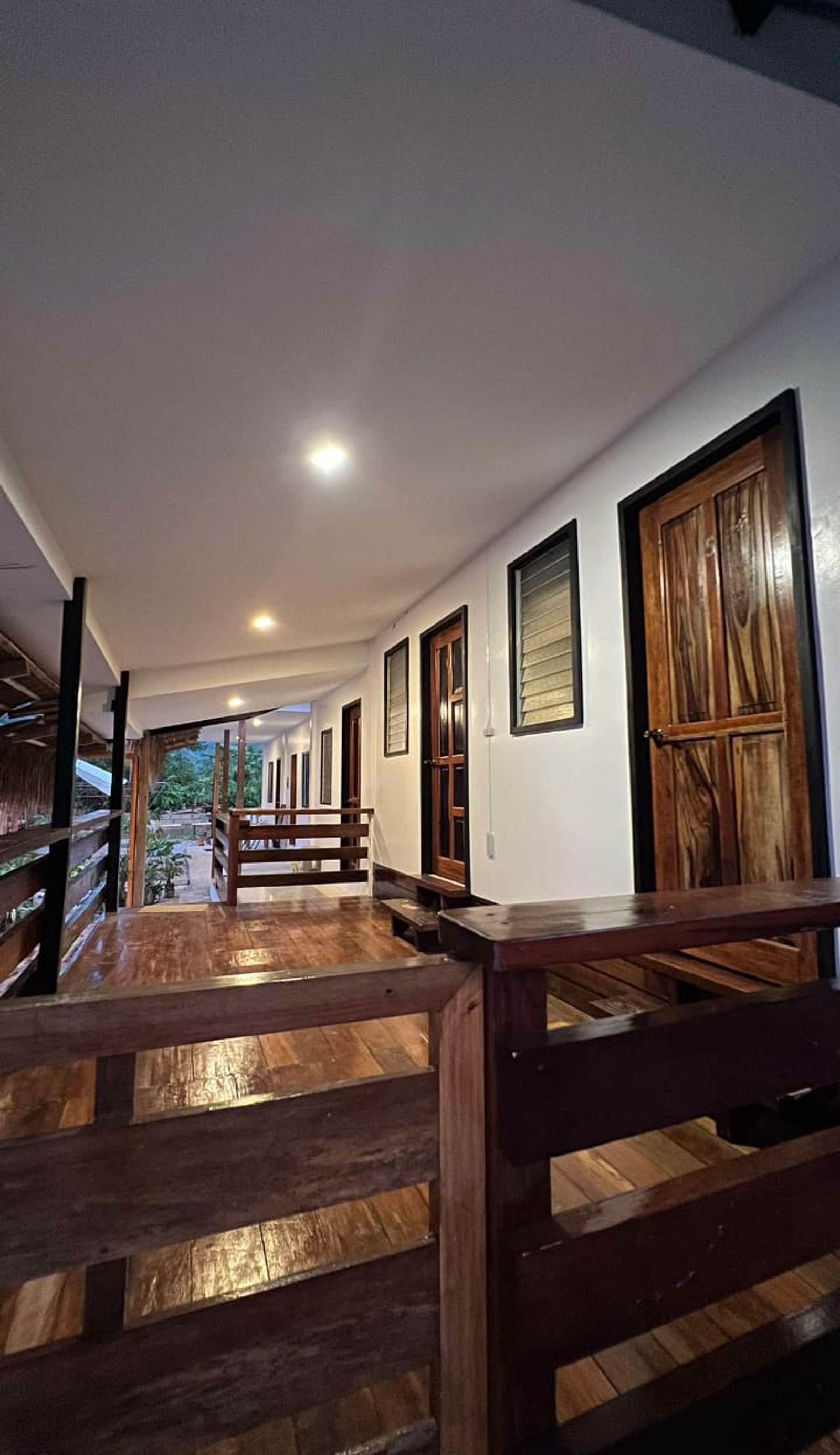 Curio Cabin