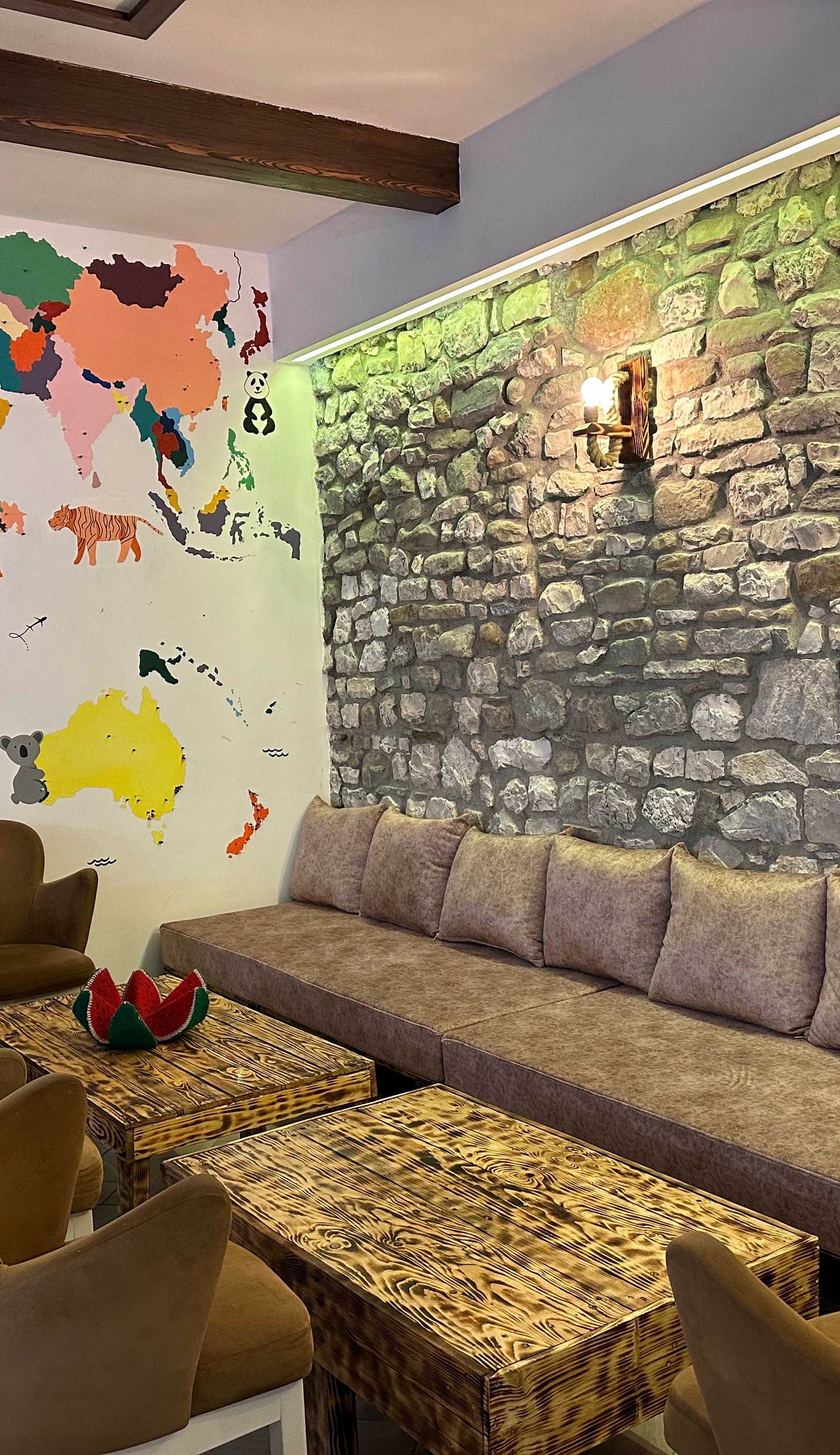 Hanna’s Hostel
