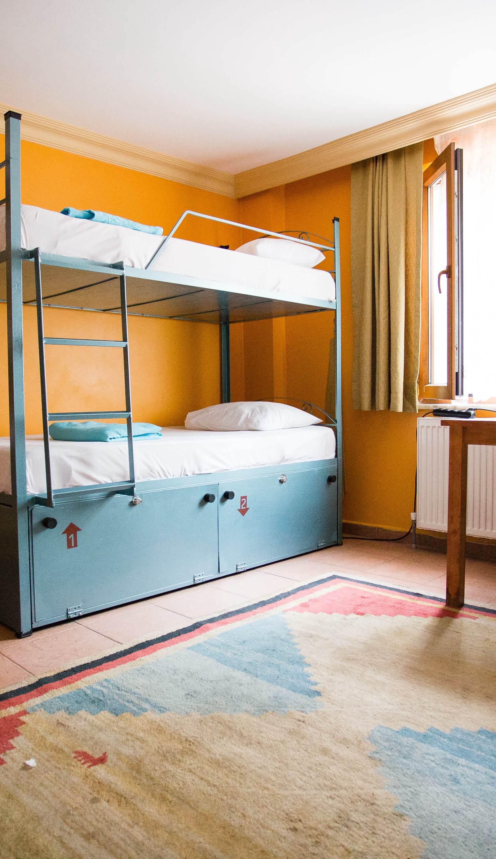 Agora Guesthouse & Hostel