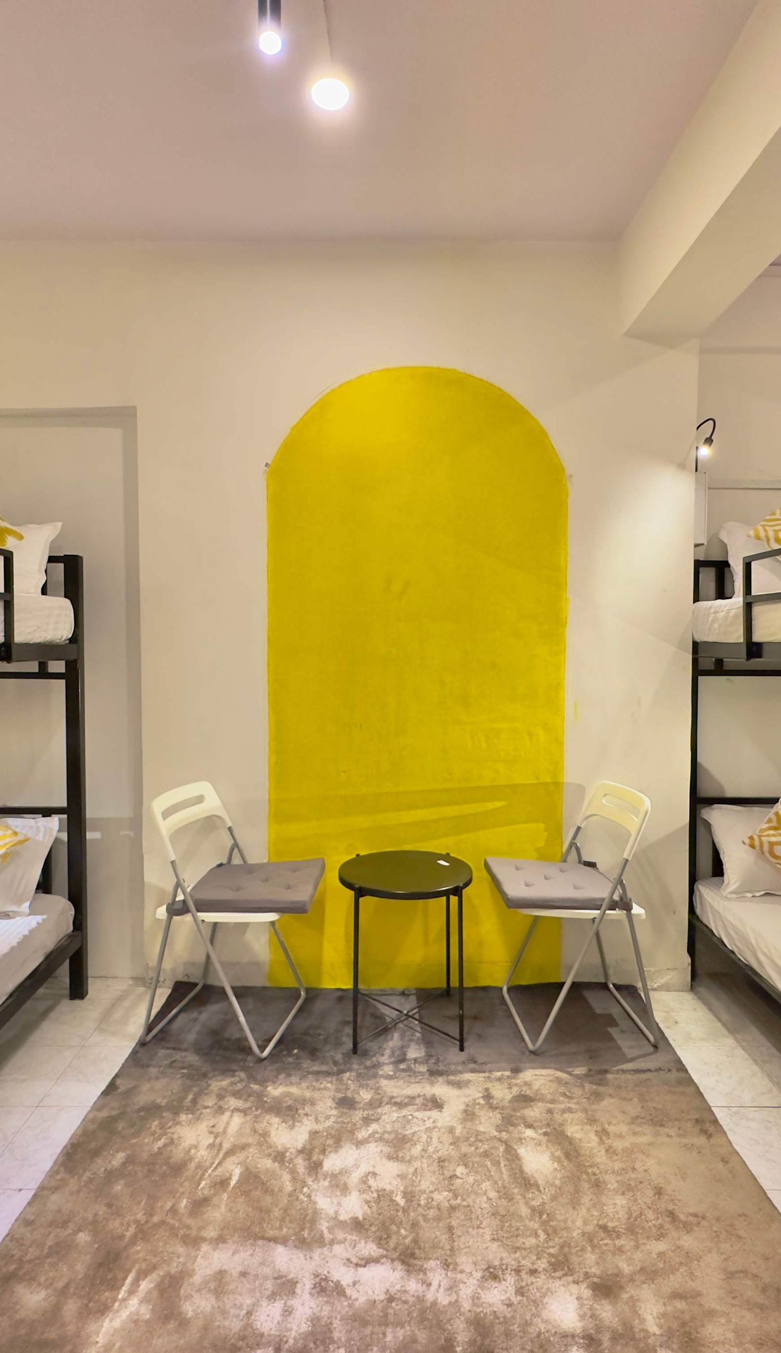 Locomo Hostel Express - Stay | Work | Eat
