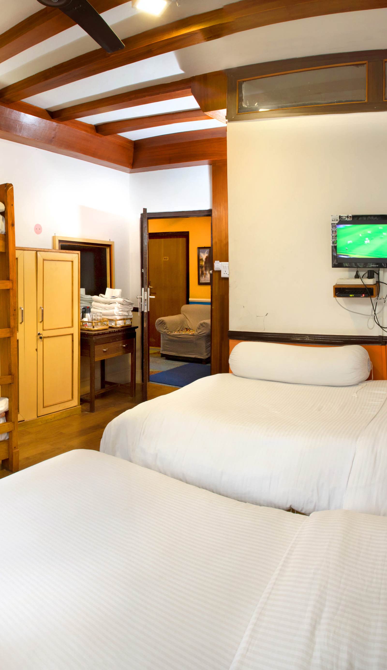 Shangrila Boutique Hotel