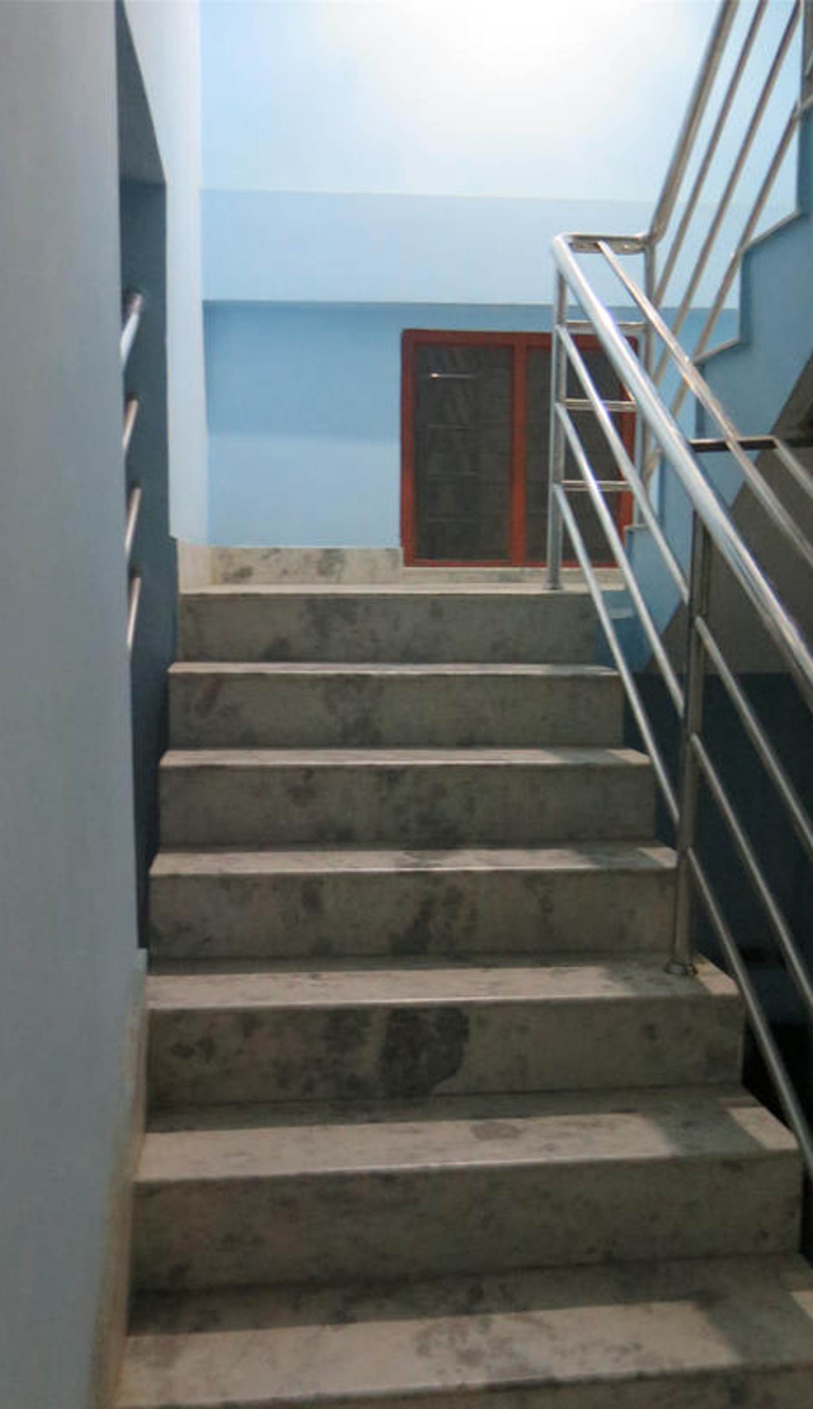 Sara's Backpackers Hostel