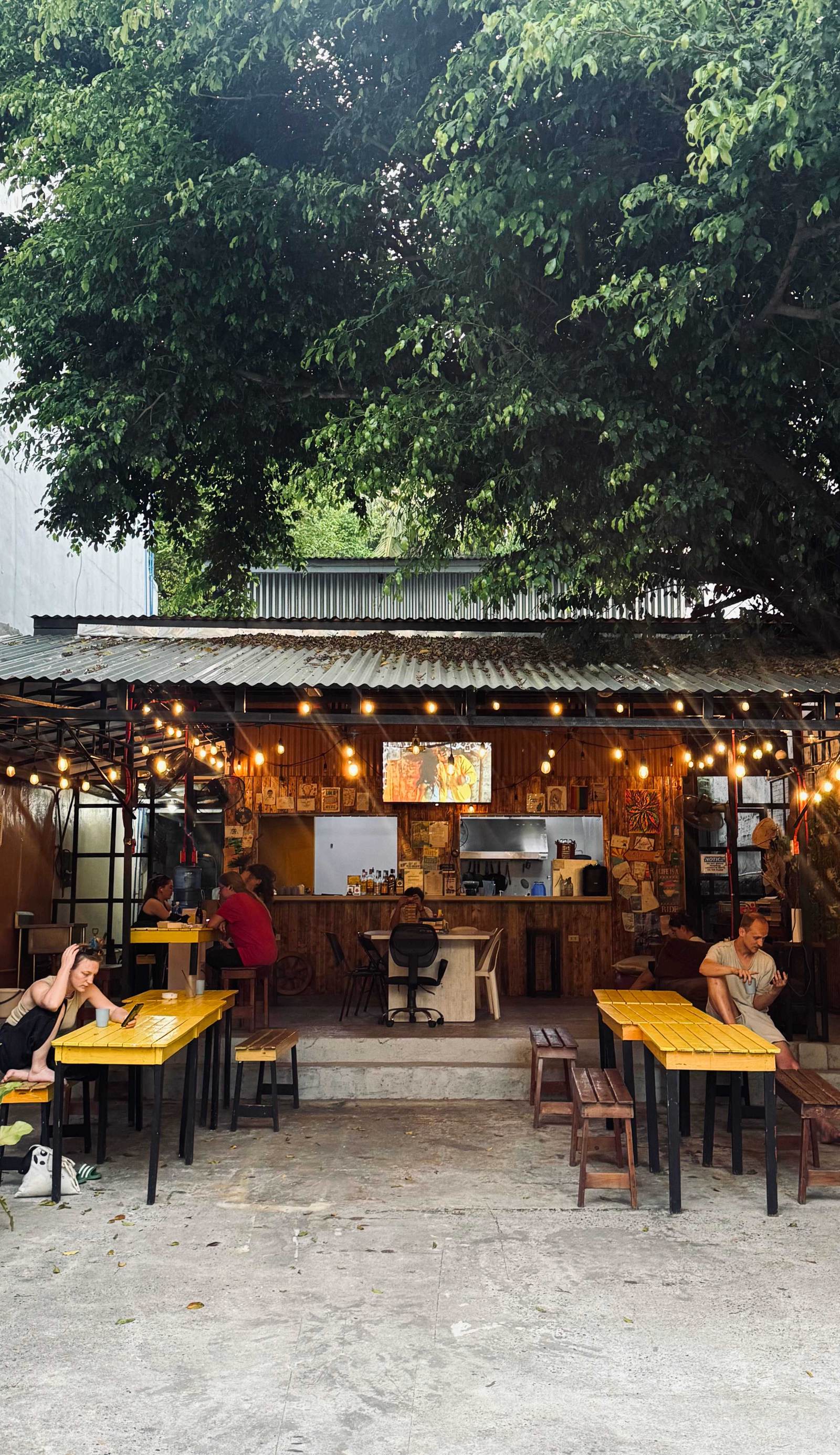 Cheese Hostel Manila