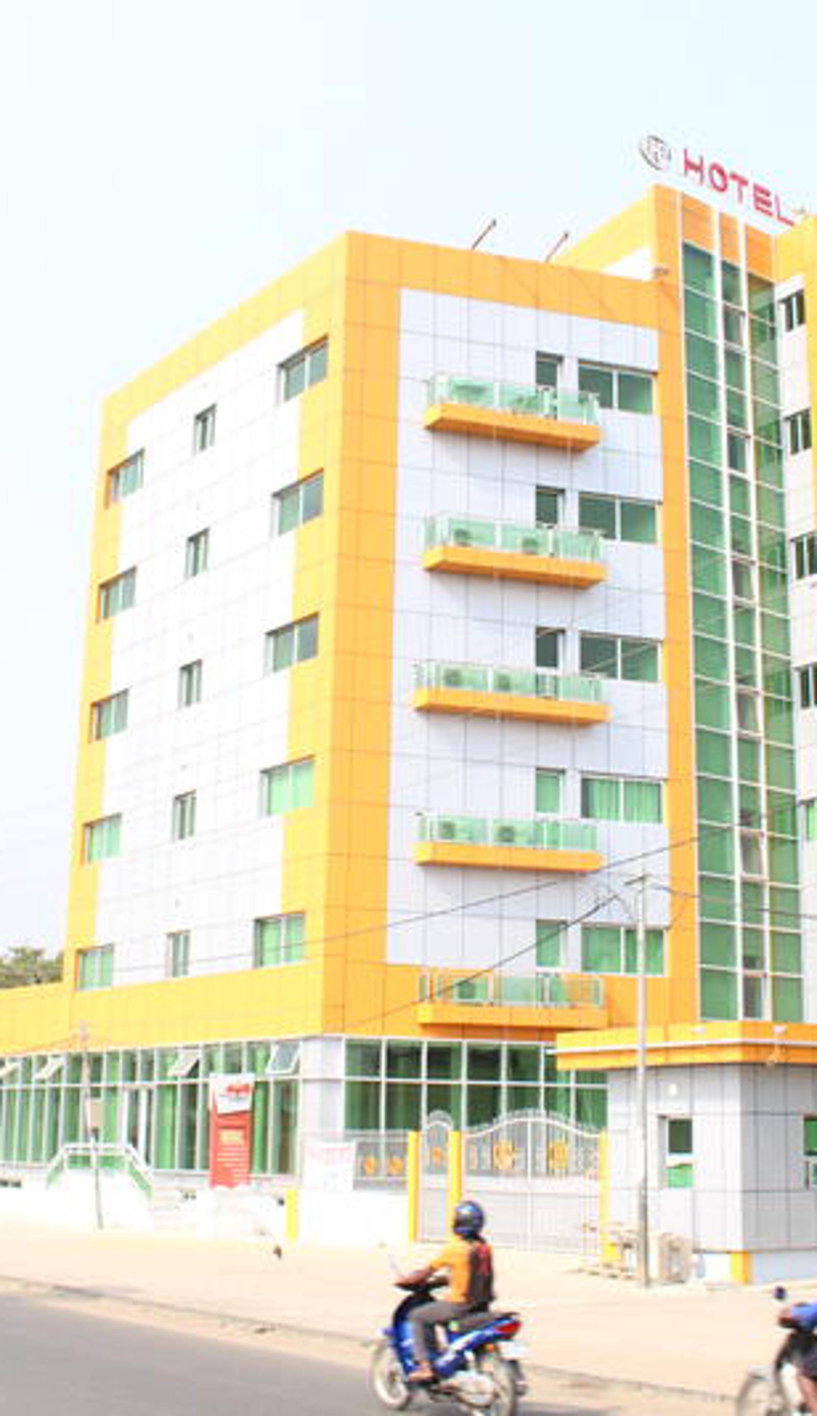 Paradisia Hotel
