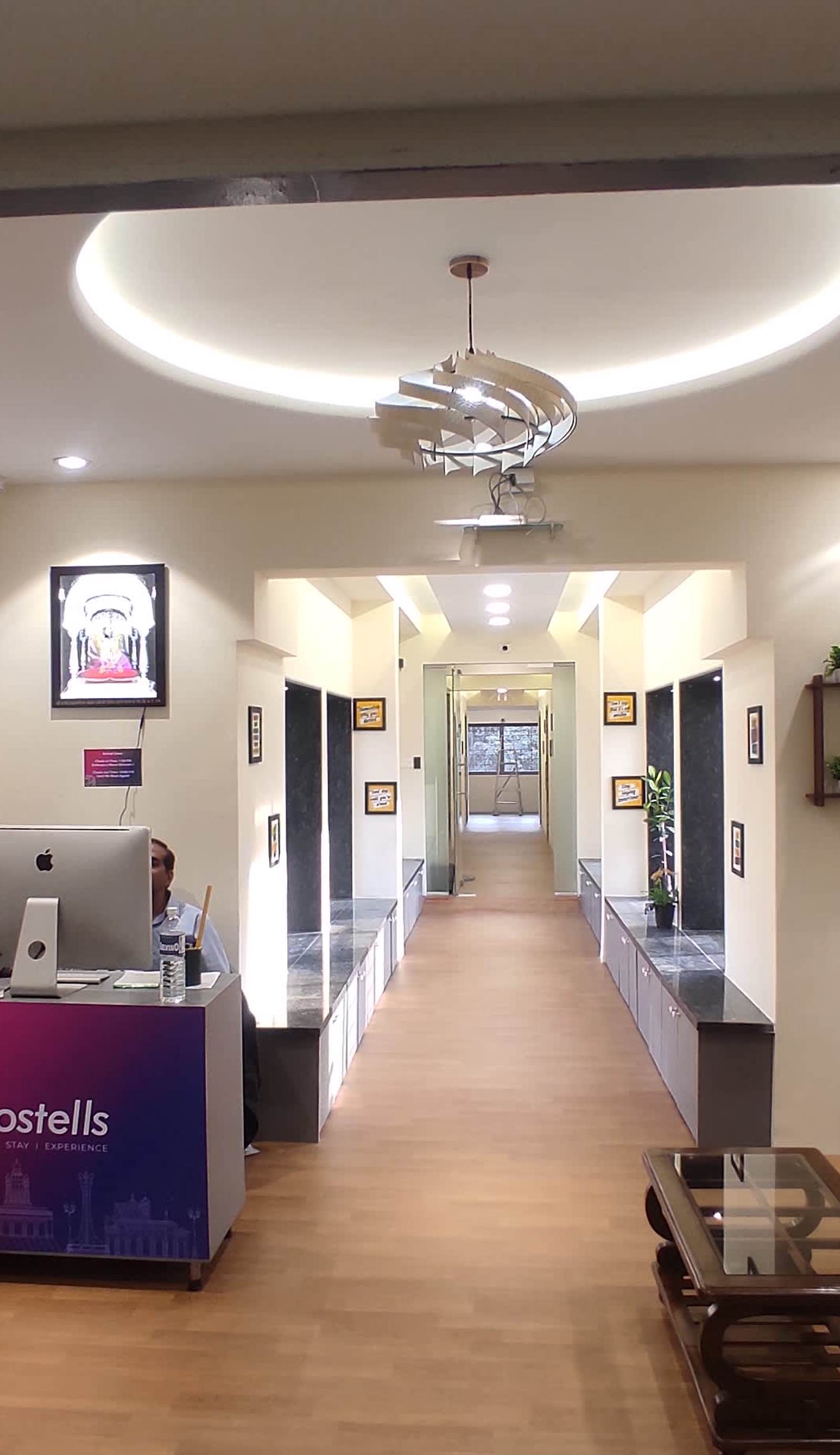 Hostells