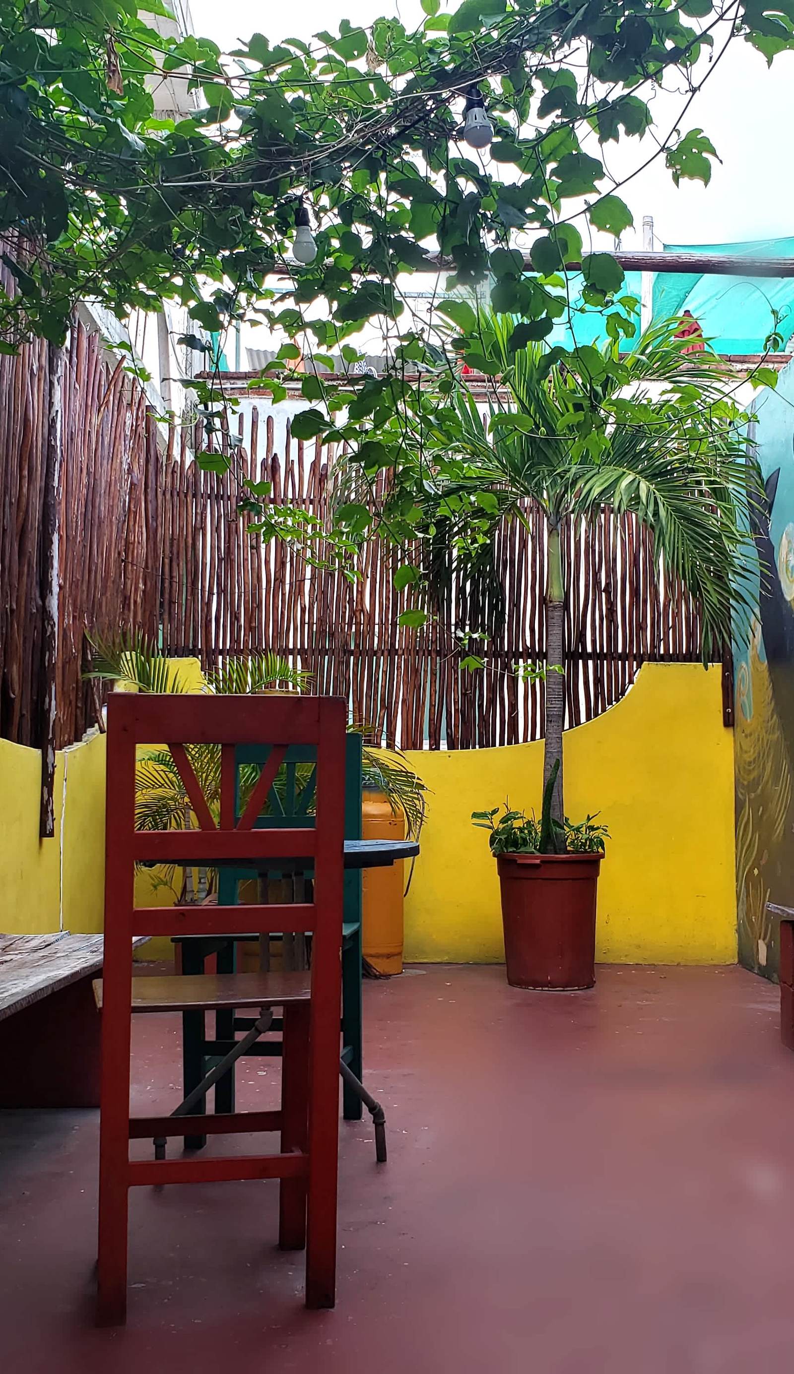 Tres Mundos Hostel
