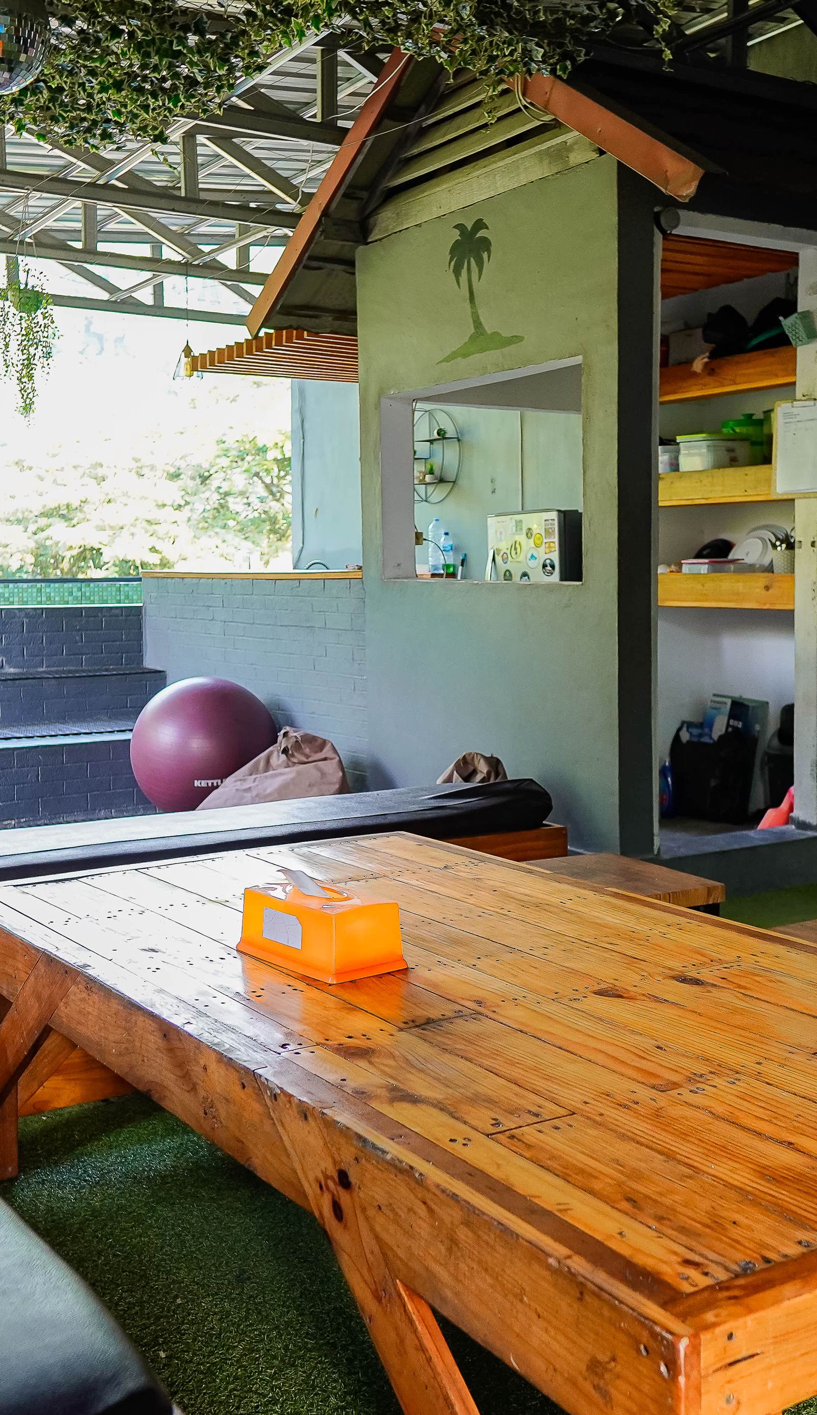 Kokos Hostel Padang City