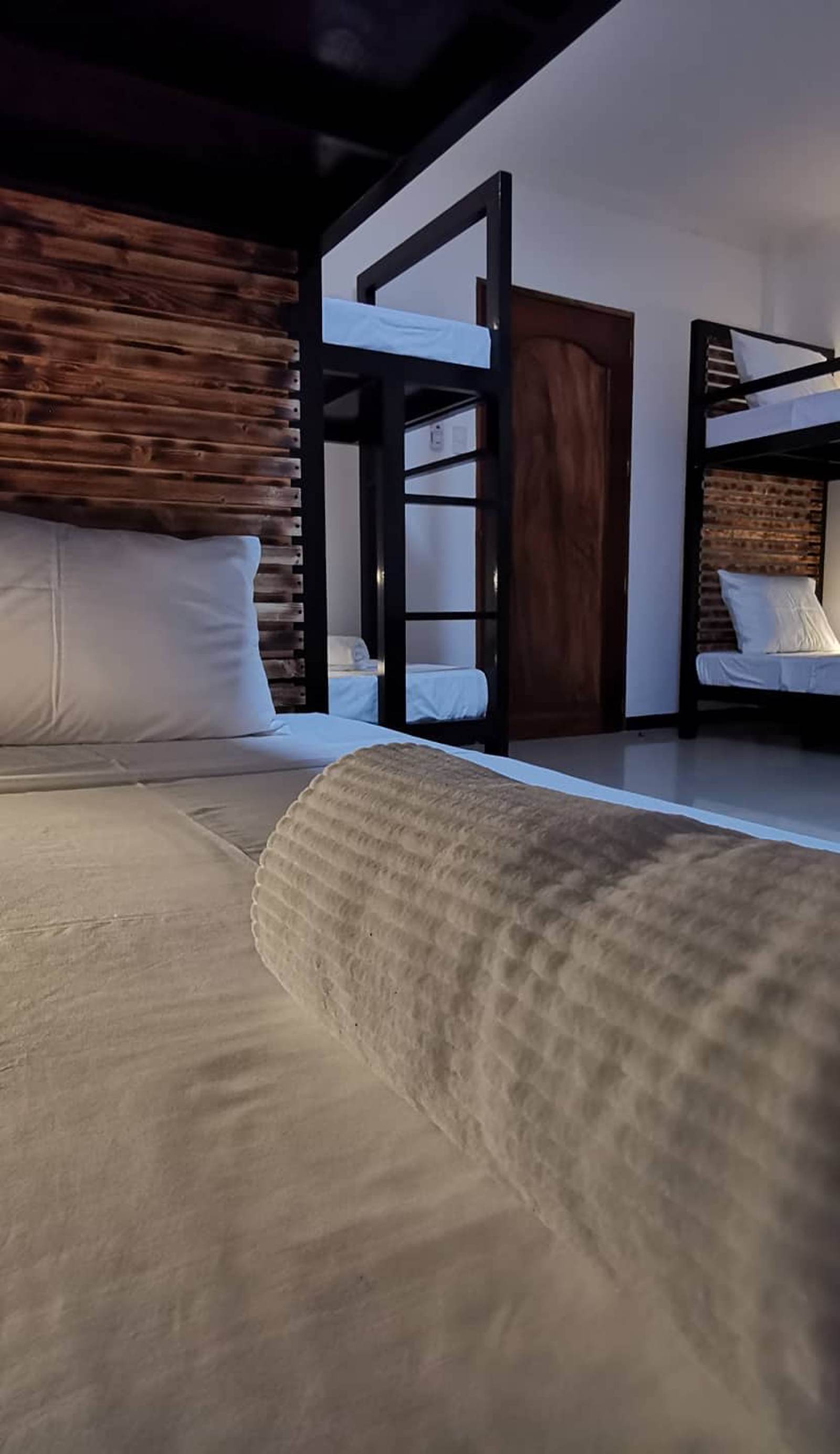 Coron Bakawan Hostel