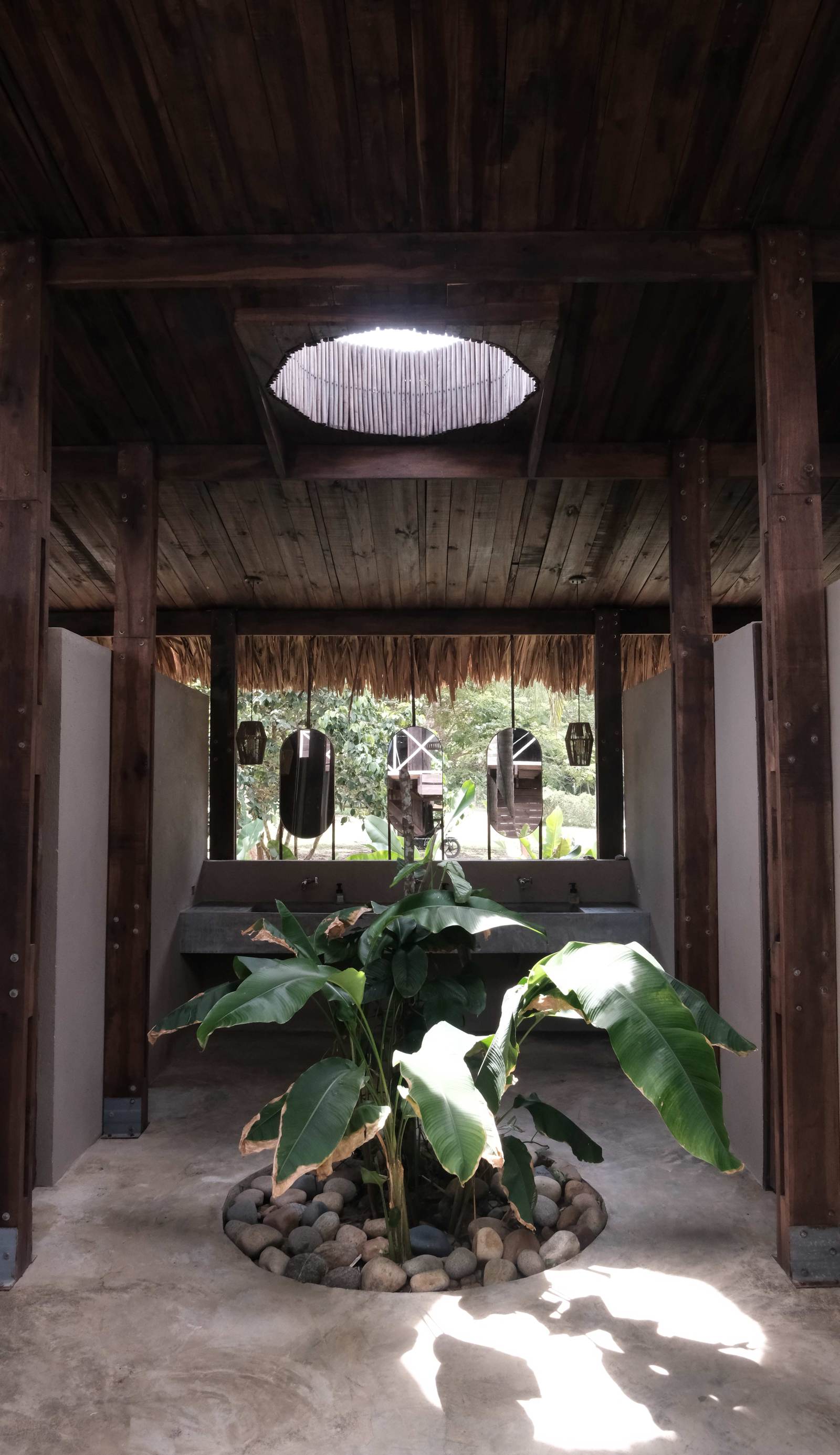 UNÚ Beach Hotel