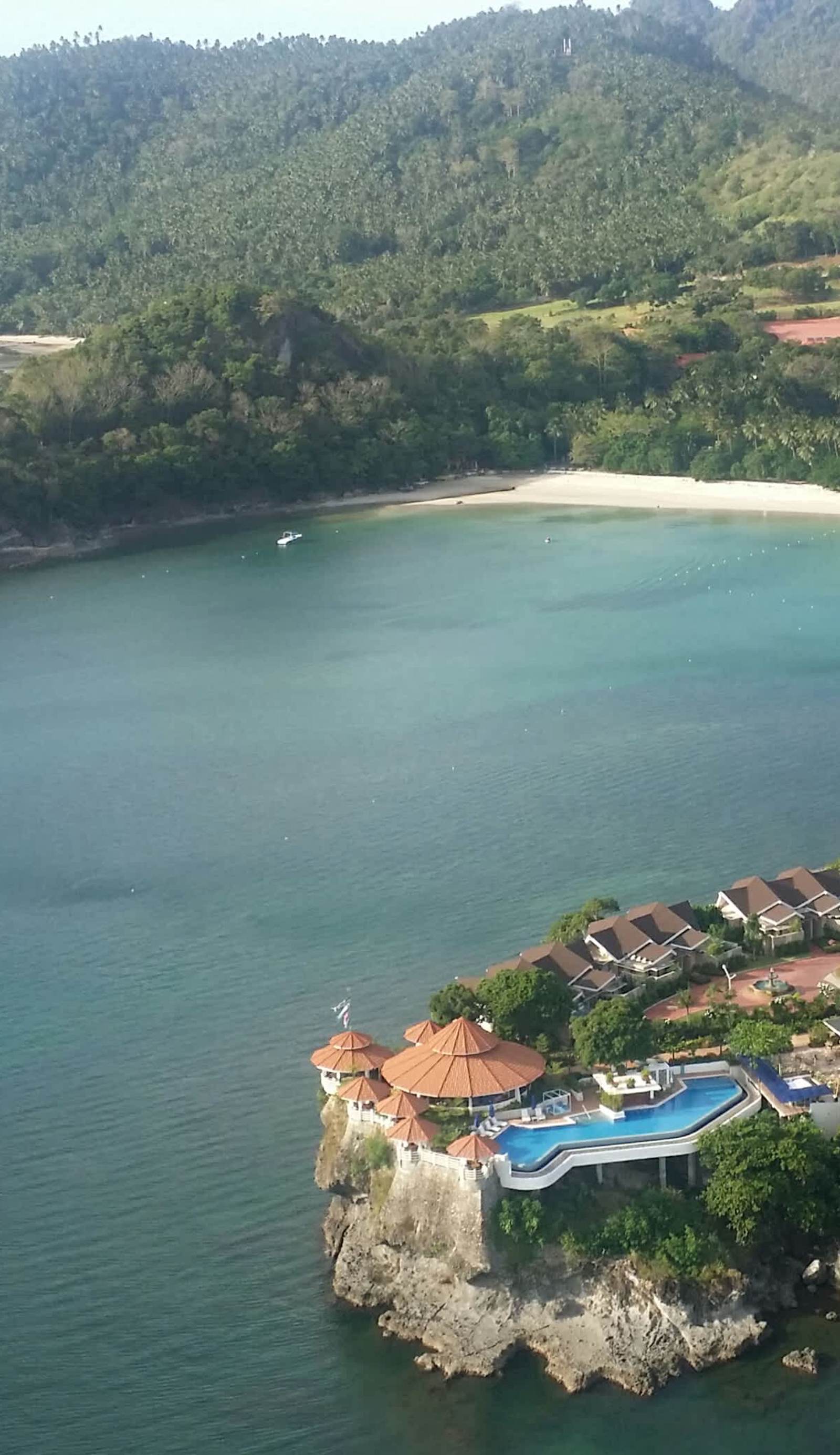 Dakak Park Beach Resort