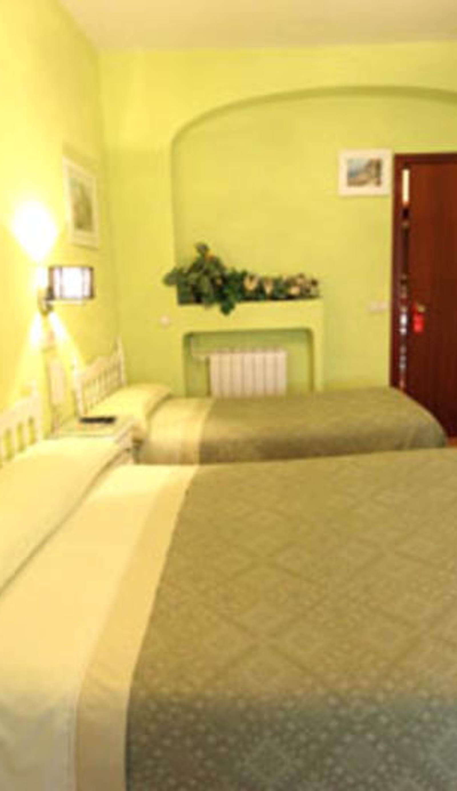 Hostal Los Alpes