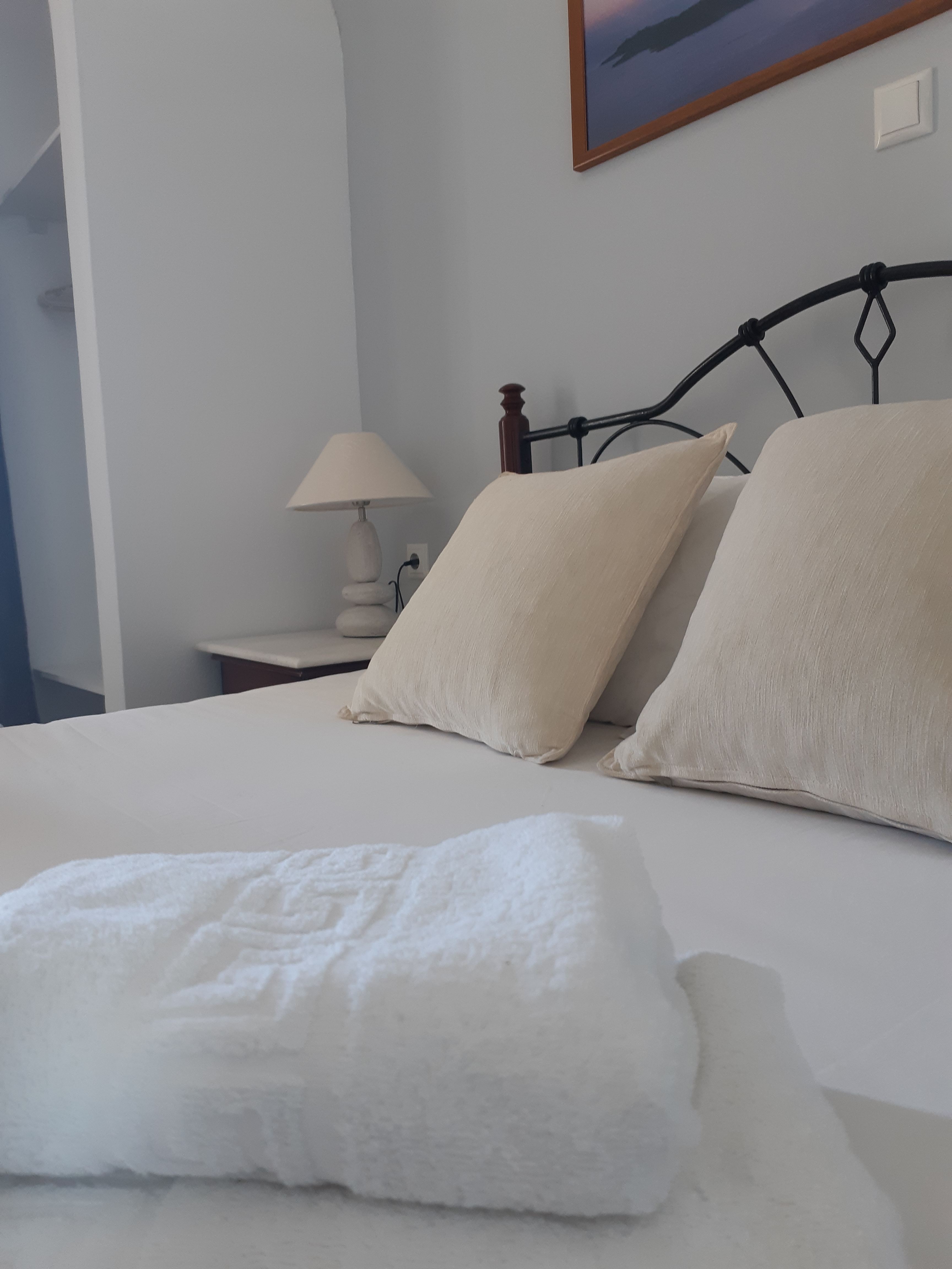 Emmanouela Studios & Villas