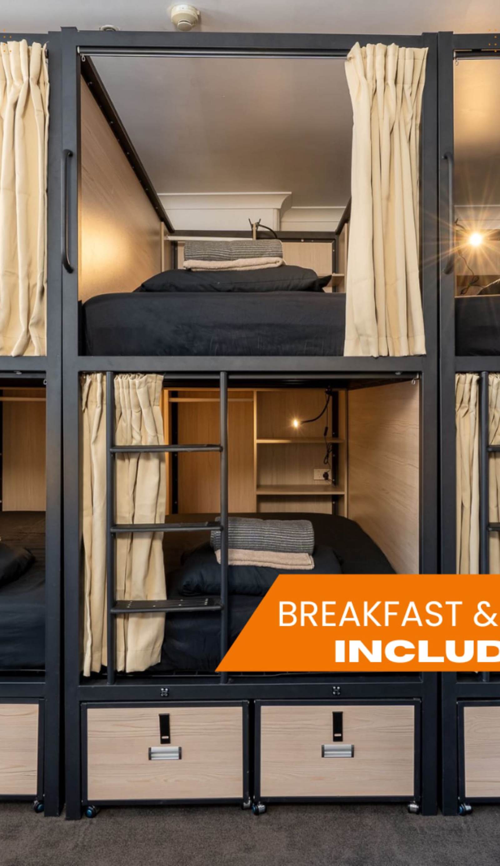 Tequila Sunrise Hostel Surfers Paradise