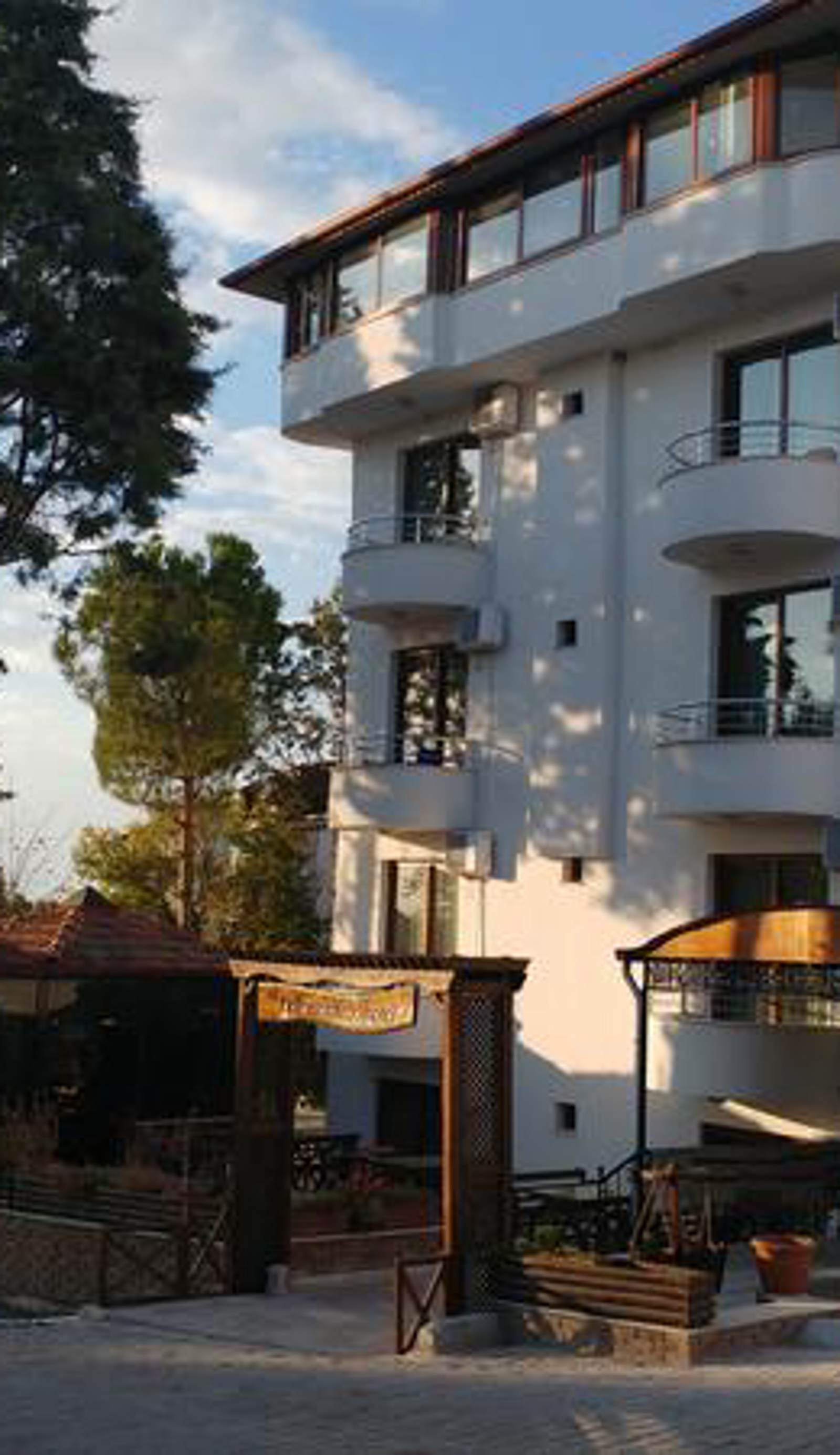 BellaMaritimo Hotel