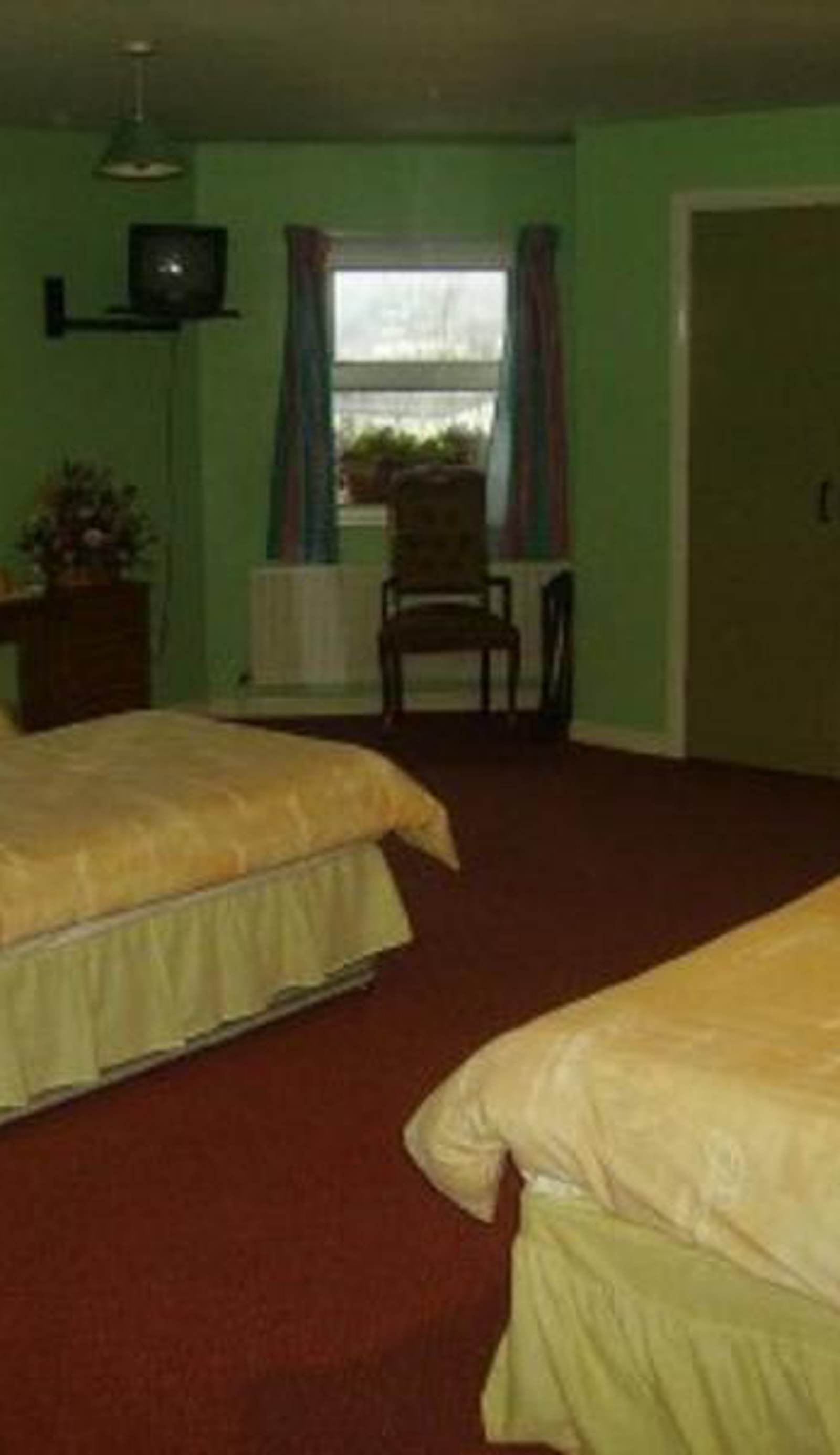 Iona Inn
